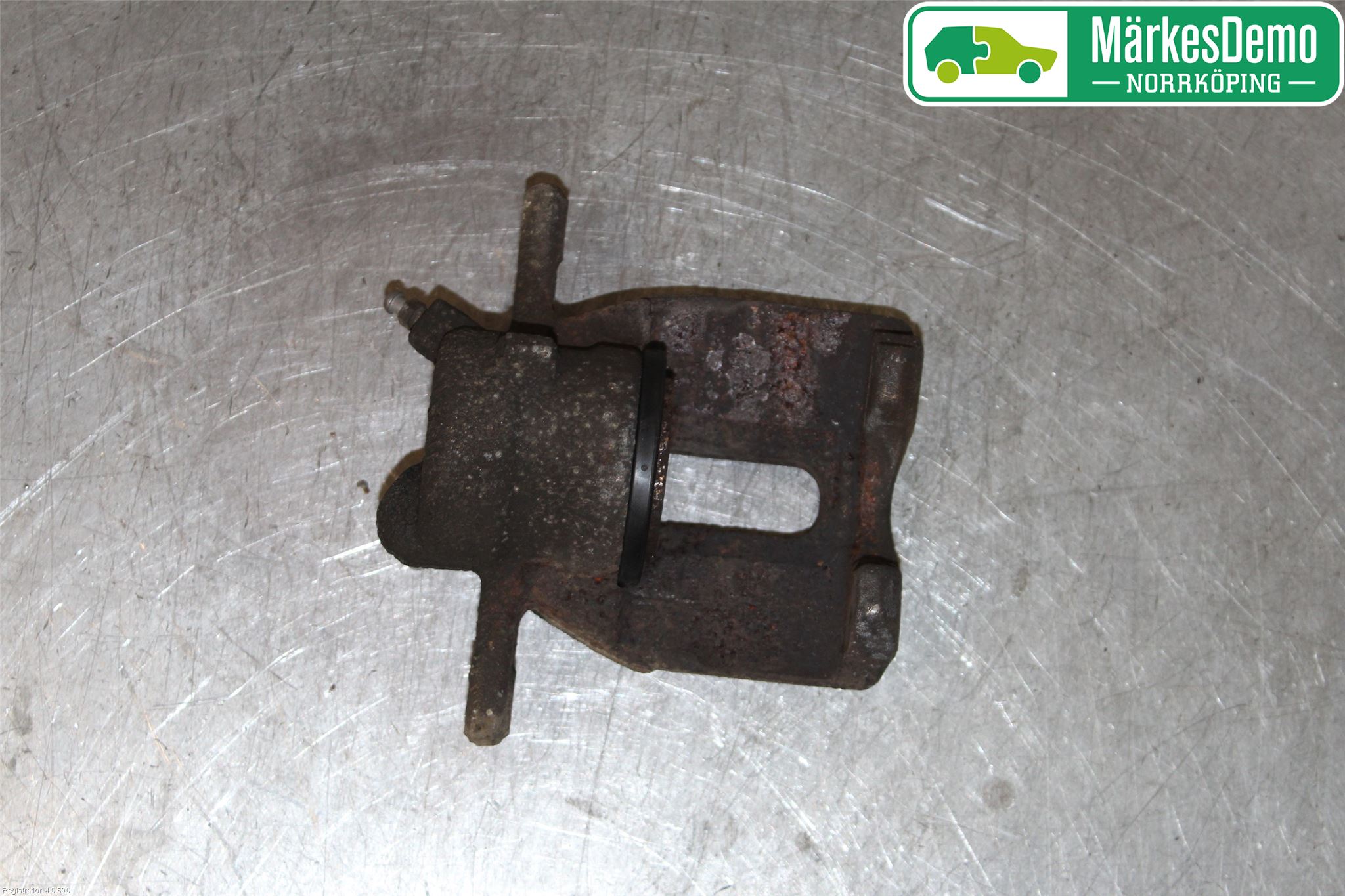 Renault CLIO III  09-12 Bromsok Fram Höger