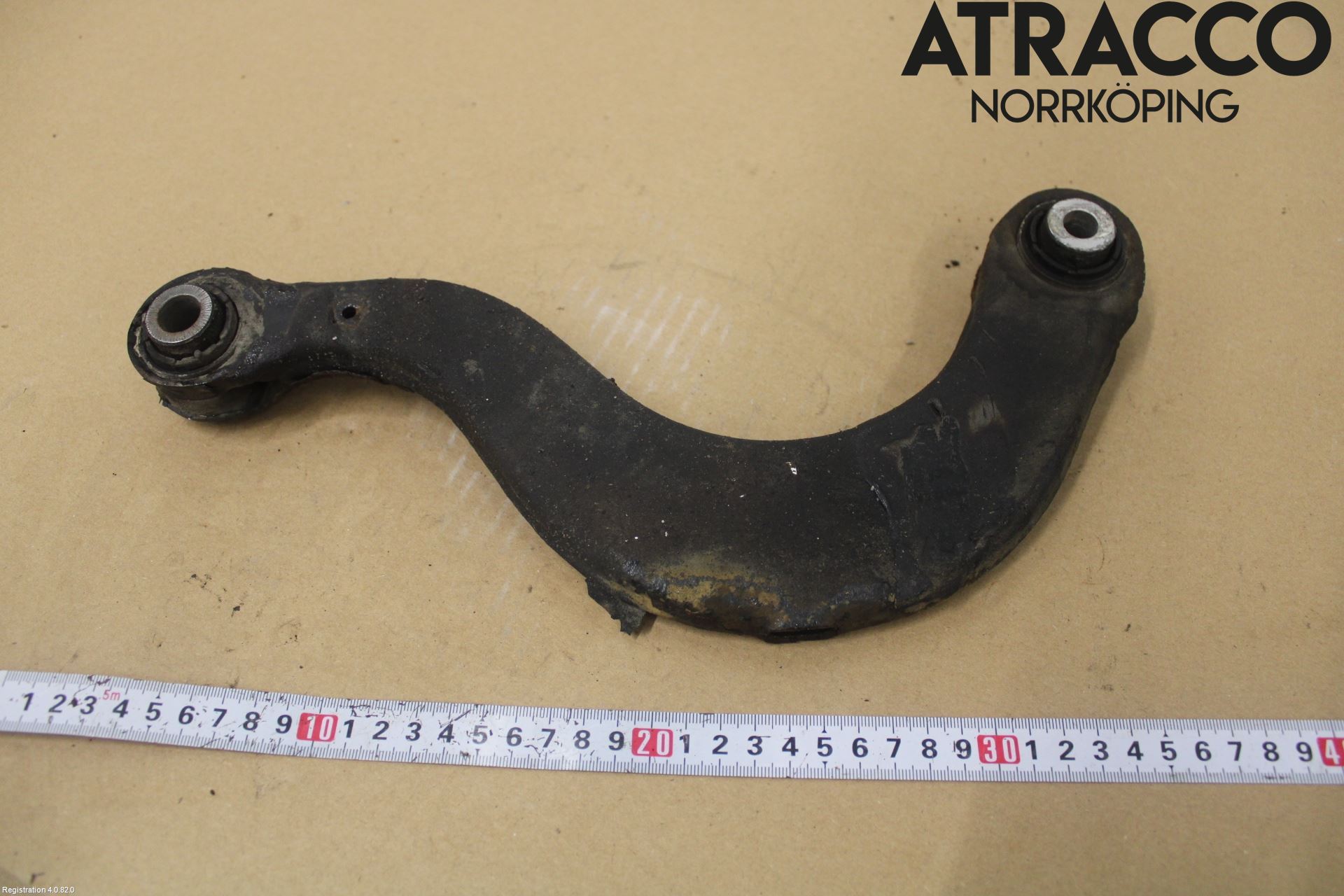 Volkswagen VW TIGUAN 07-16 Bärarm Bak Övre Vänster