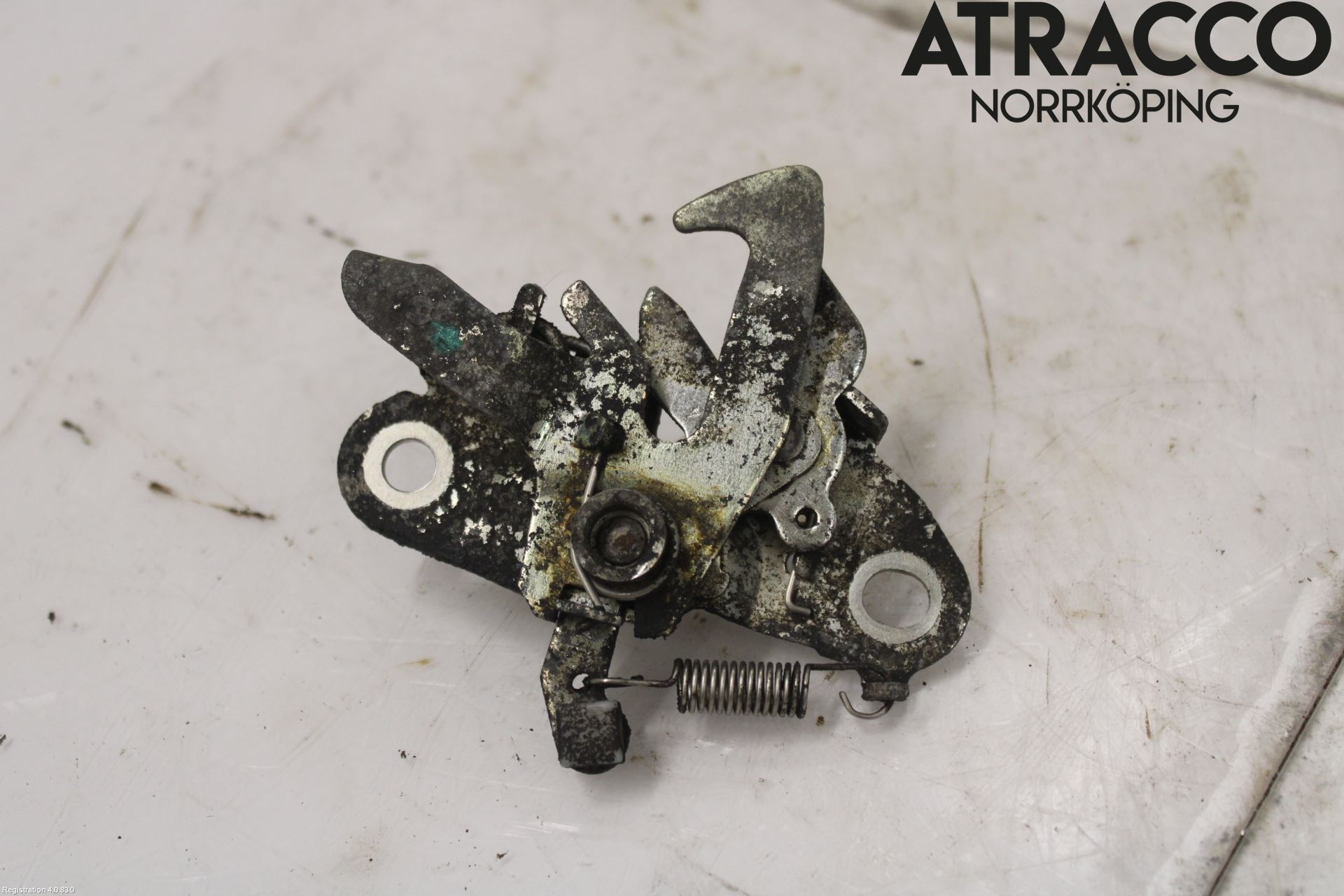 Toyota AYGO 06-14 Huvlås