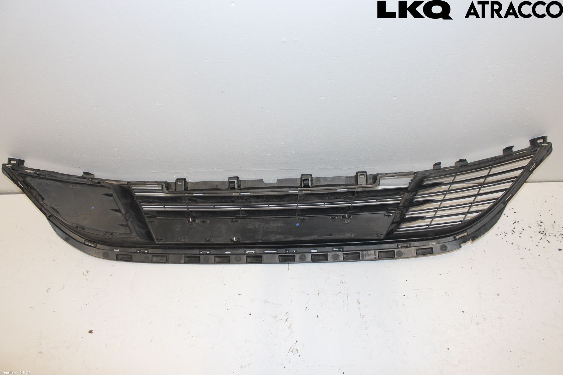 Peugeot 308 14-21 Grilldel Mitt