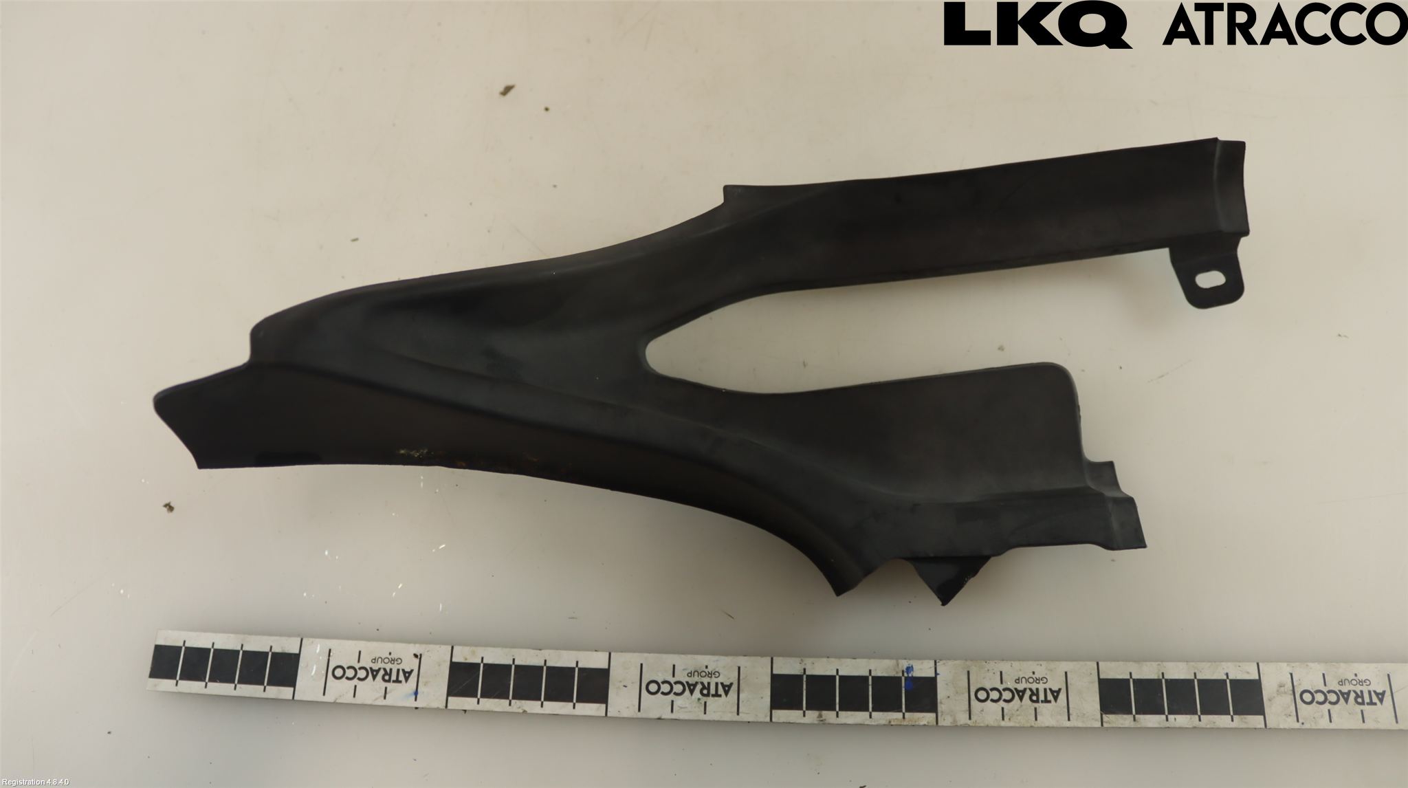 Tesla MODEL X 16- Huvgångjärn