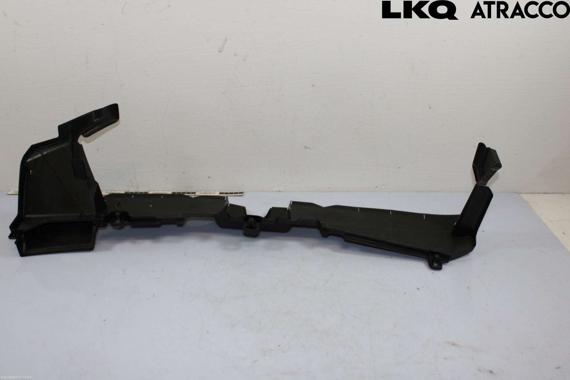 Toyota YARIS XP21 20- Deflektor Plåt-Plast Kylning