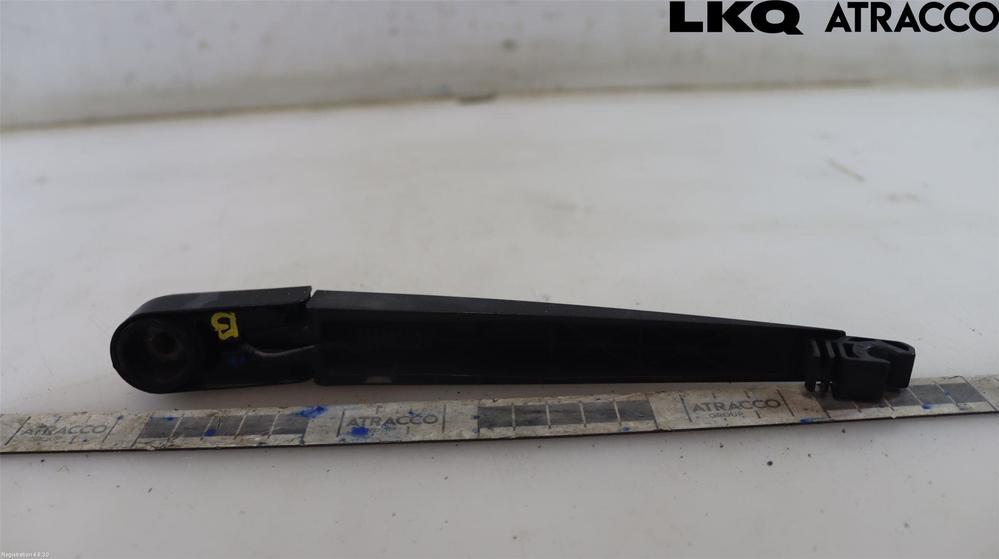 Toyota AVENSIS 09-15 Torkararm-Bakruta