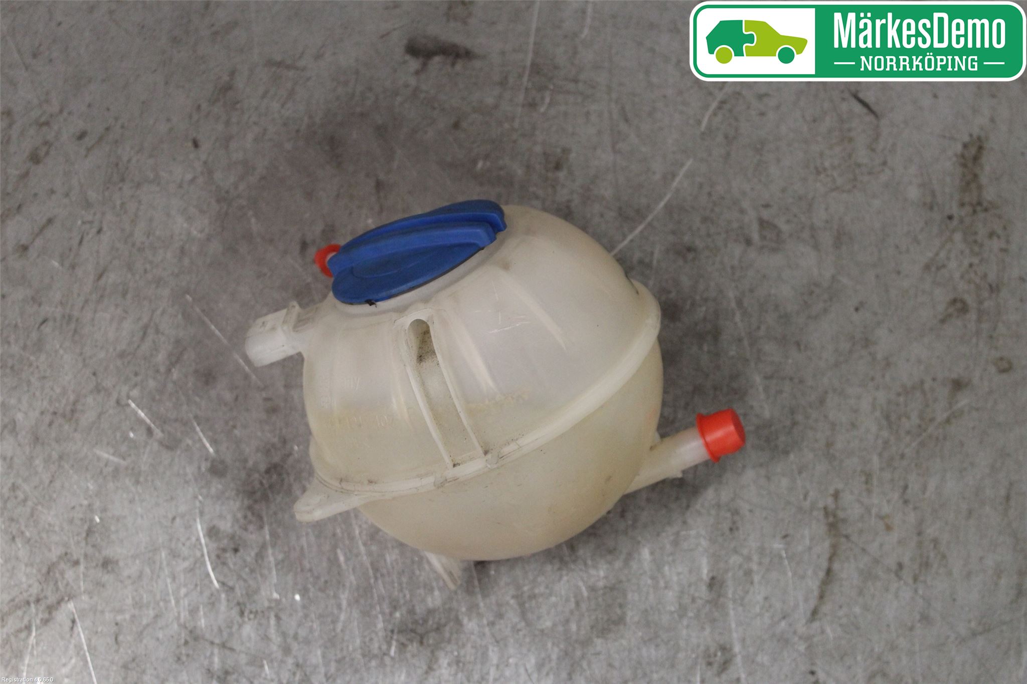 Volkswagen VW POLO 10-17 Expansionstank