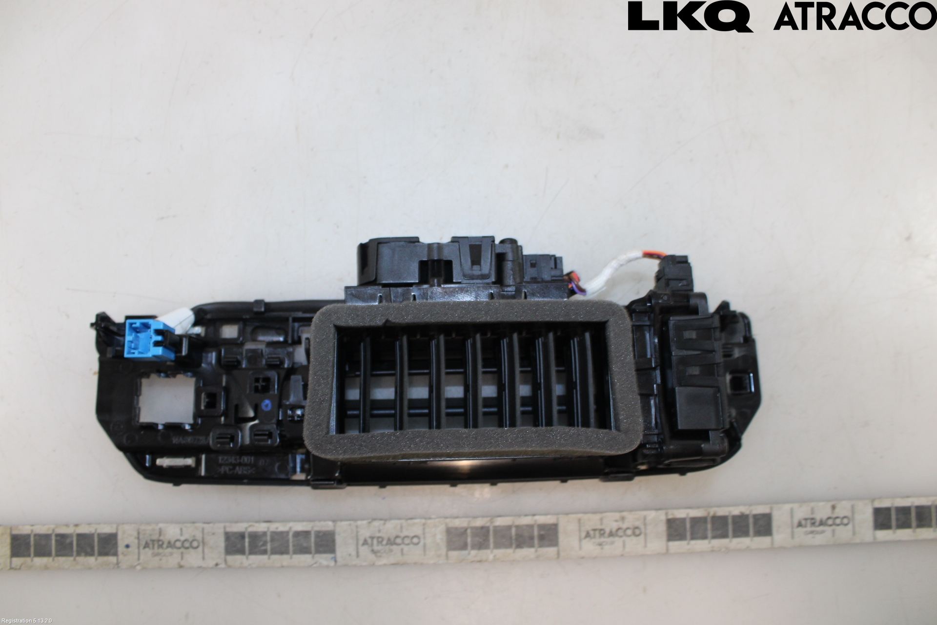 Volkswagen VW ID.7/TOURER 24- Defrosterkanal-Munstycke