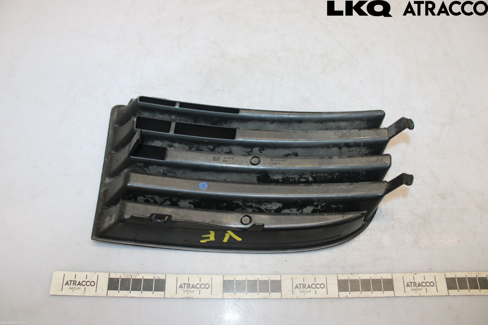 Volkswagen VW GOLF V 04-09 Grilldel Vänster
