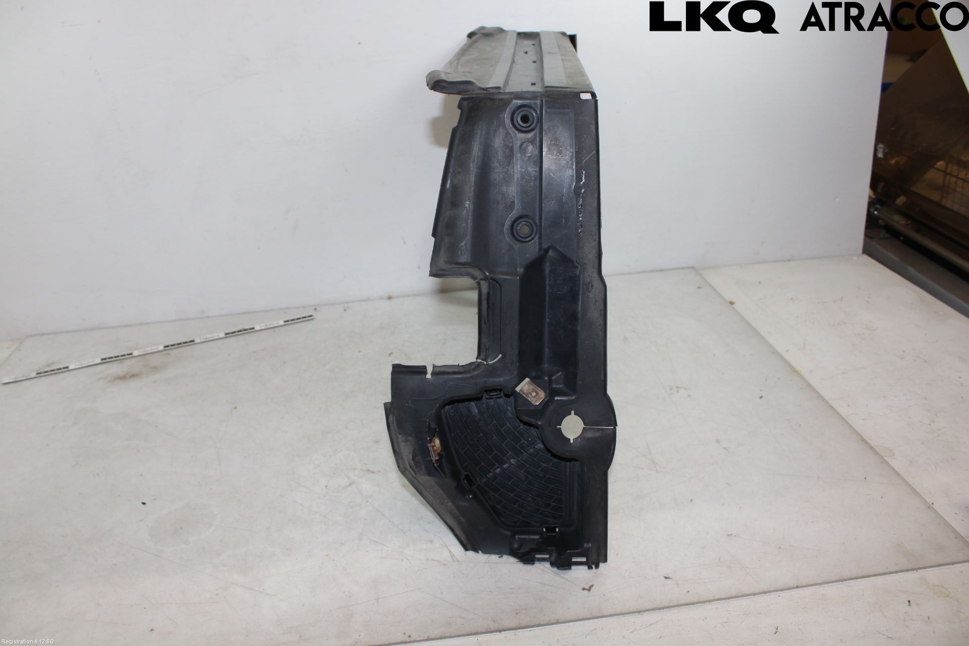 BMW 5 E60/61 Sed/Tou 02-10 Deflektor Plåt-Plast Kylning
