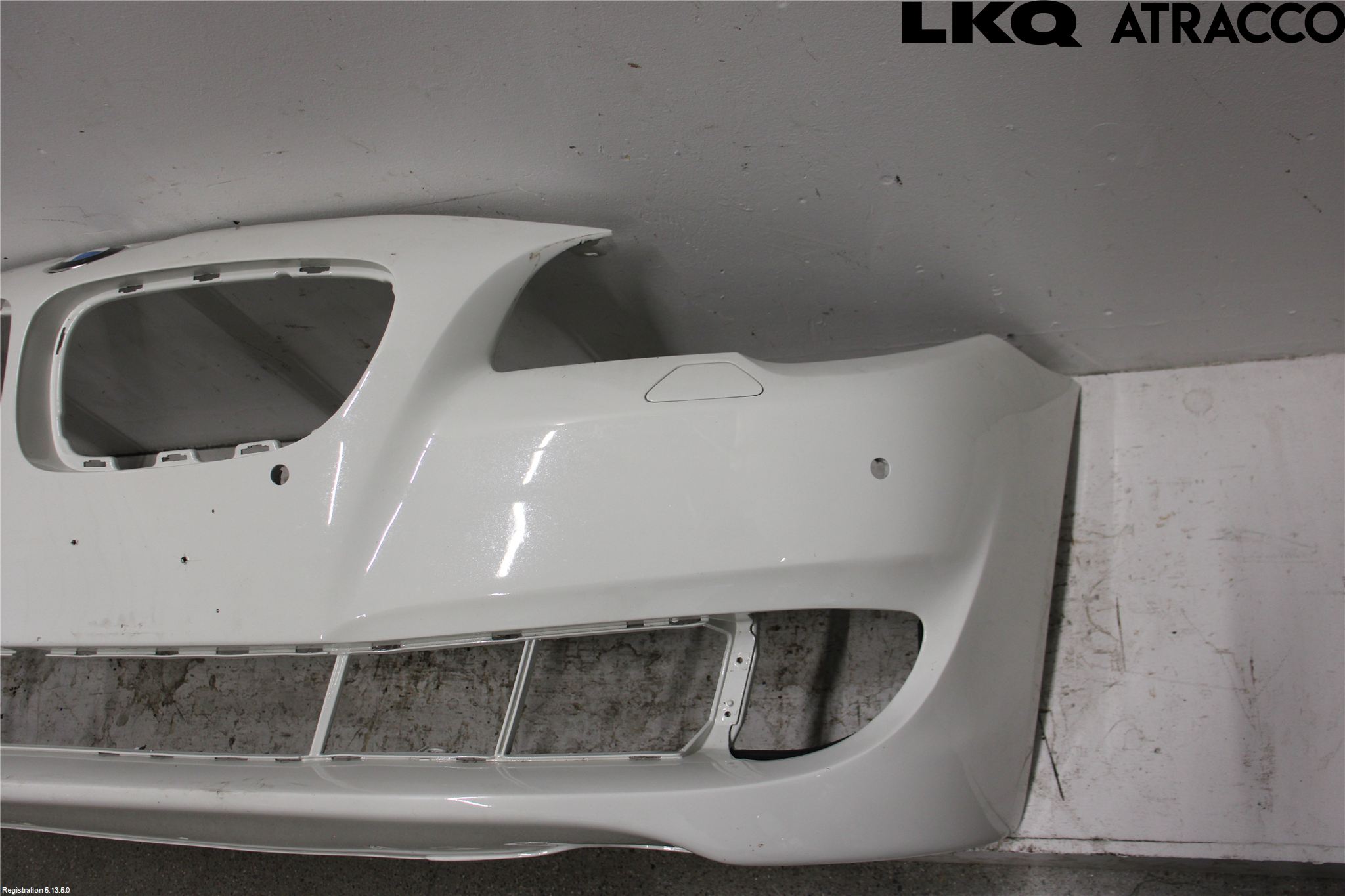 BMW 5 F10/F11/F18 09-17 Stötfångarbeklädnad Fram