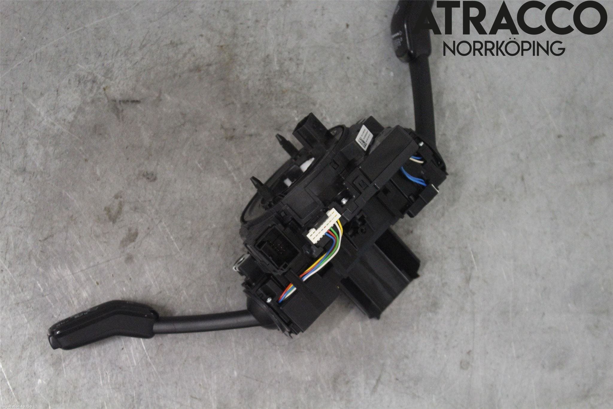 Skoda OCTAVIA (5E) 13-20 Spakcentral