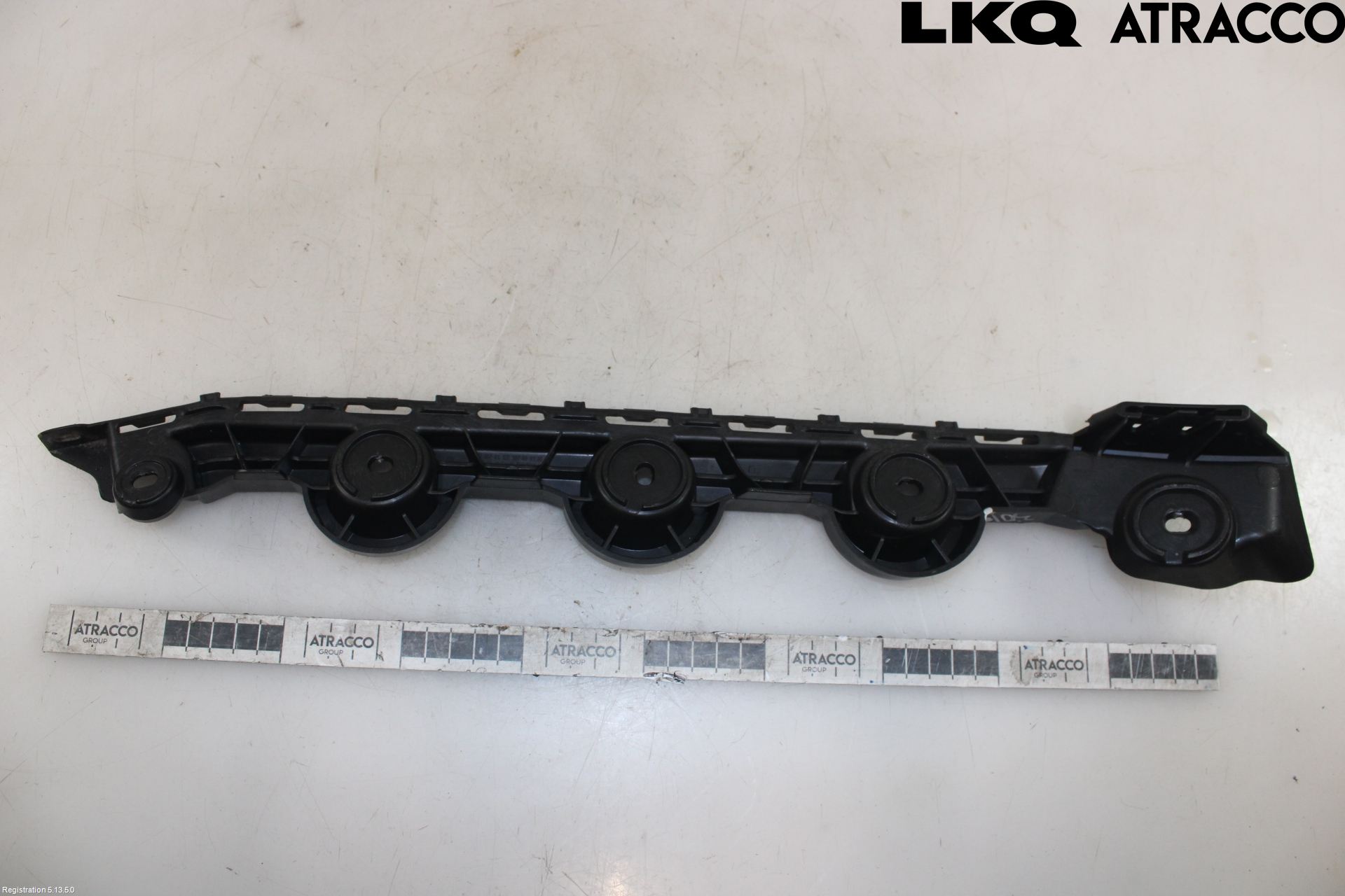 Skoda FABIA 15-21 Stötfångarfäste Bak Hö