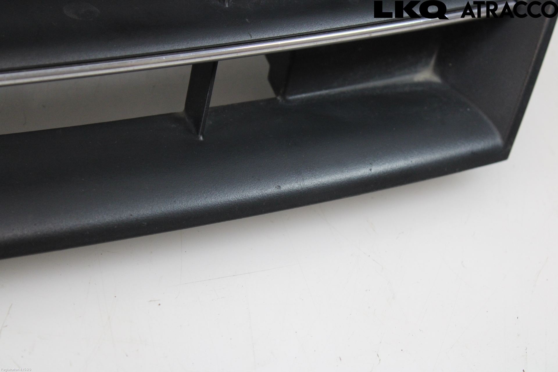 Volkswagen VW POLO 10-17 Grill Komp