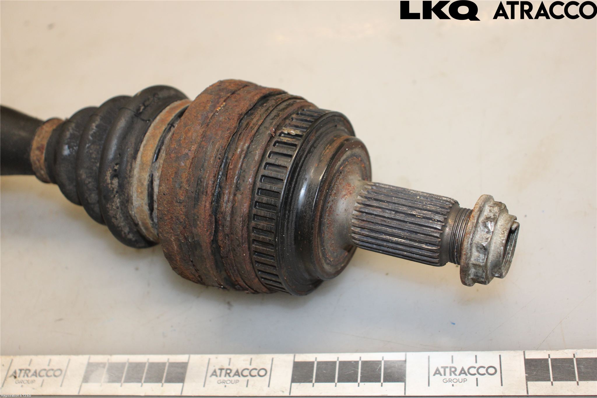 BMW 3 E46      98-05 Drivaxel Bak Vänster