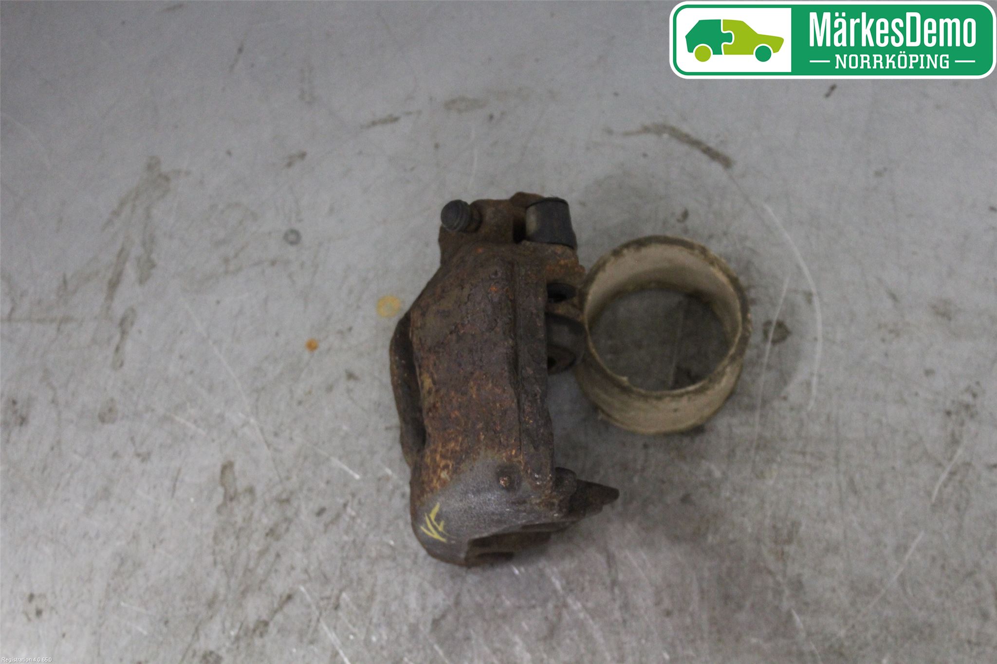 Volkswagen VW TOURAN 03-10 Bromsok Fram Vänster