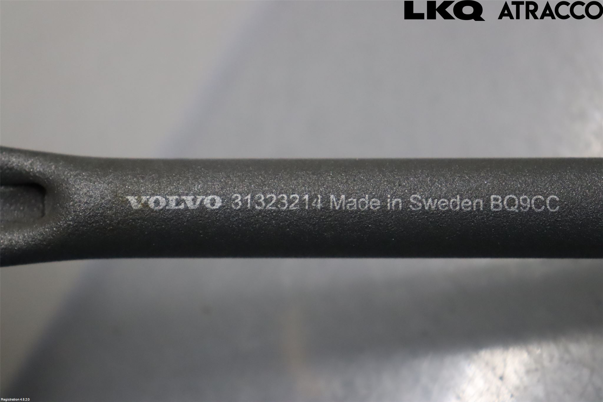 Volvo V60 11-13 Fjäderbensstag