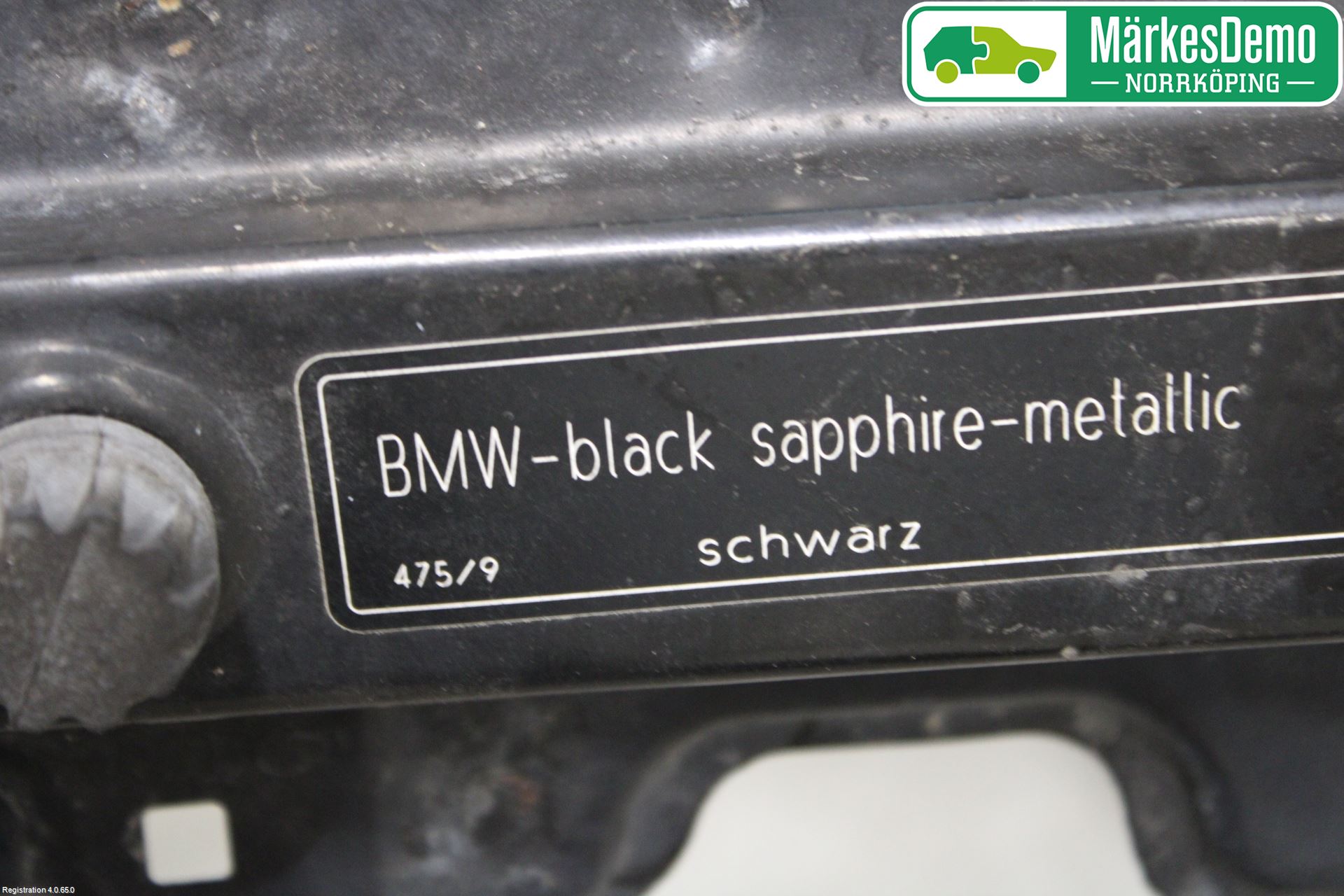 BMW X5 E53     99-06 Front Huvlåsplåt-Balk