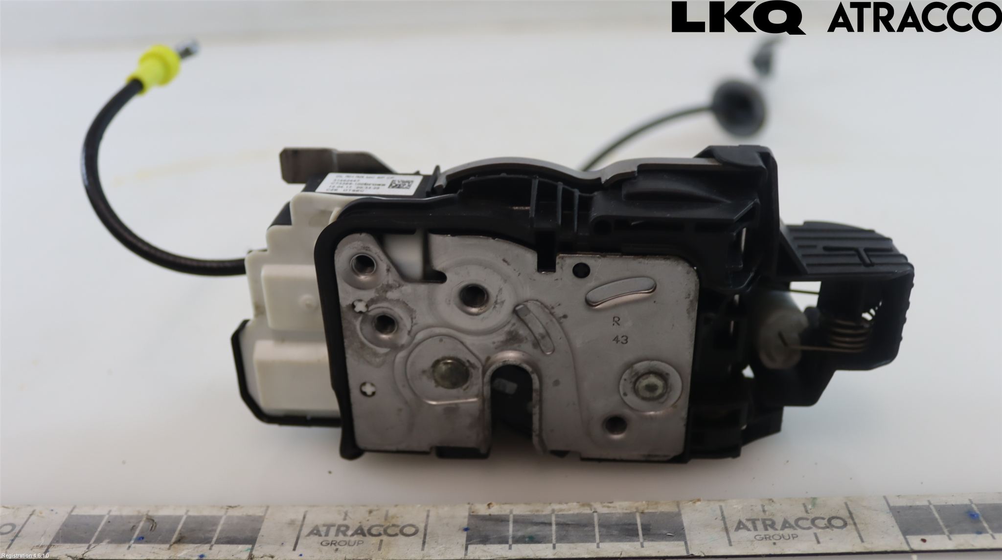 Volvo V90 17->> Låskista-Dörrlås