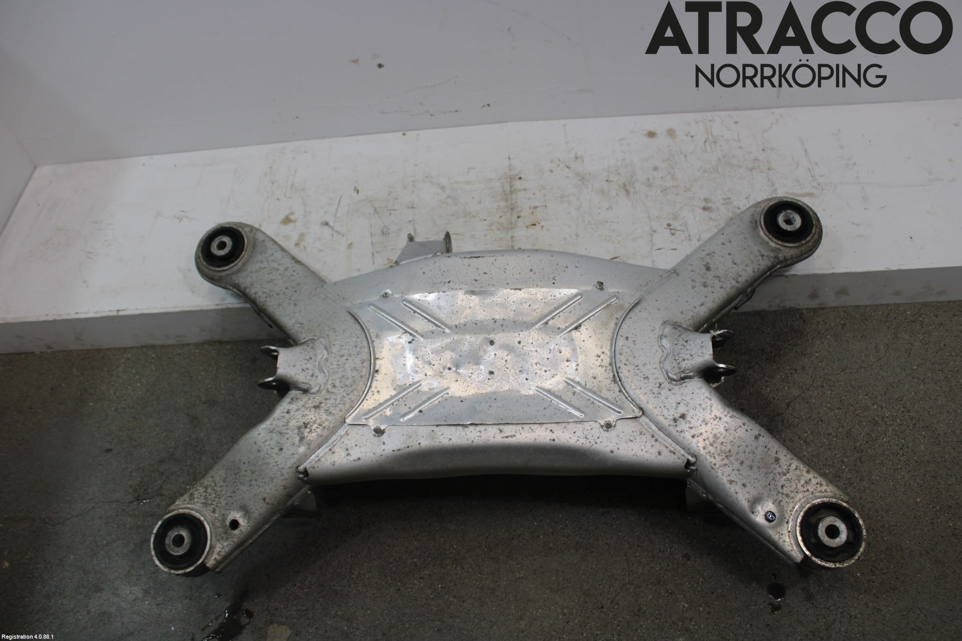 Audi A8/S8 4E  02-09 Bakaxelbalk