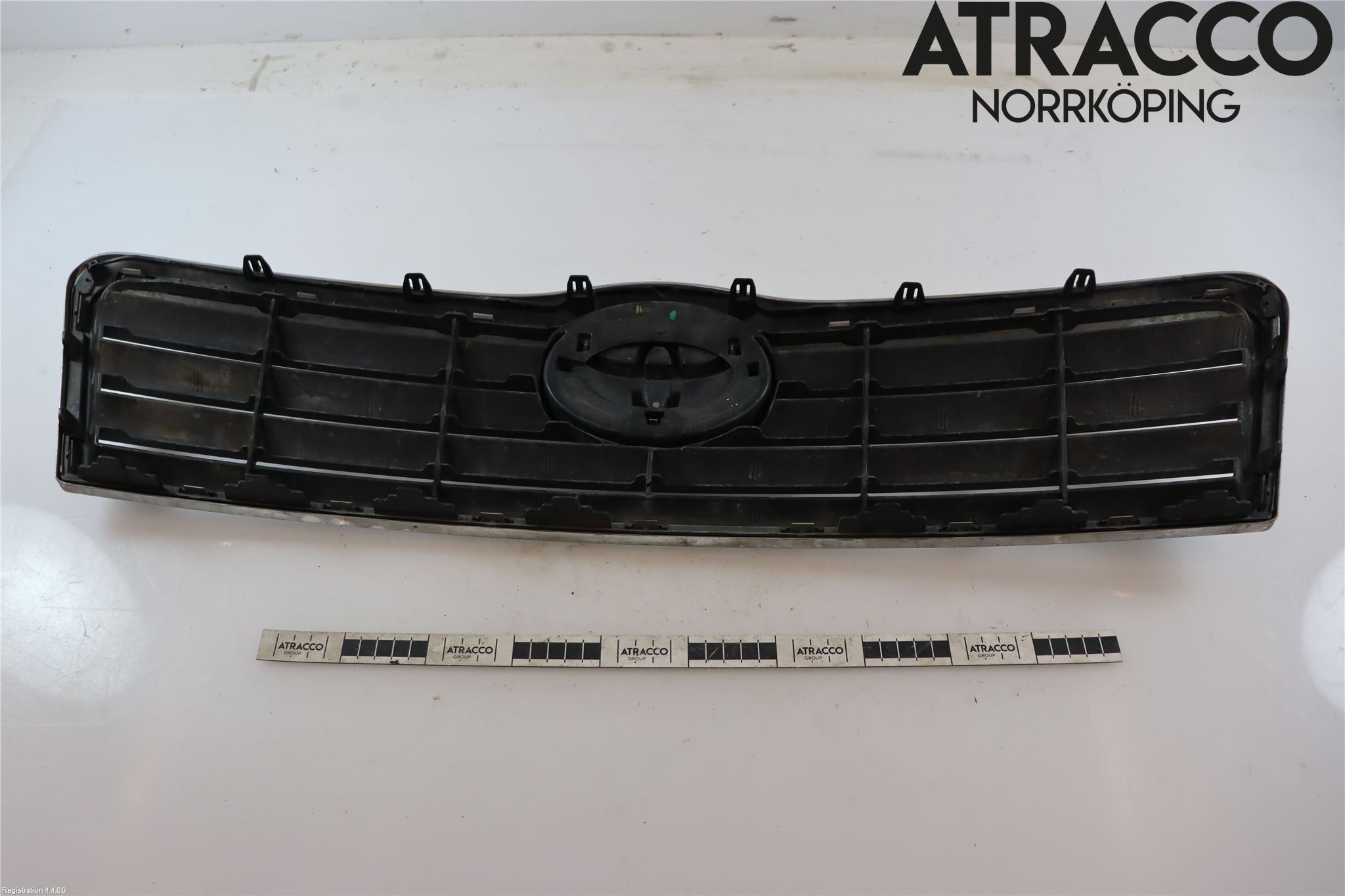 Toyota AVENSIS 03-06 Grill Komp