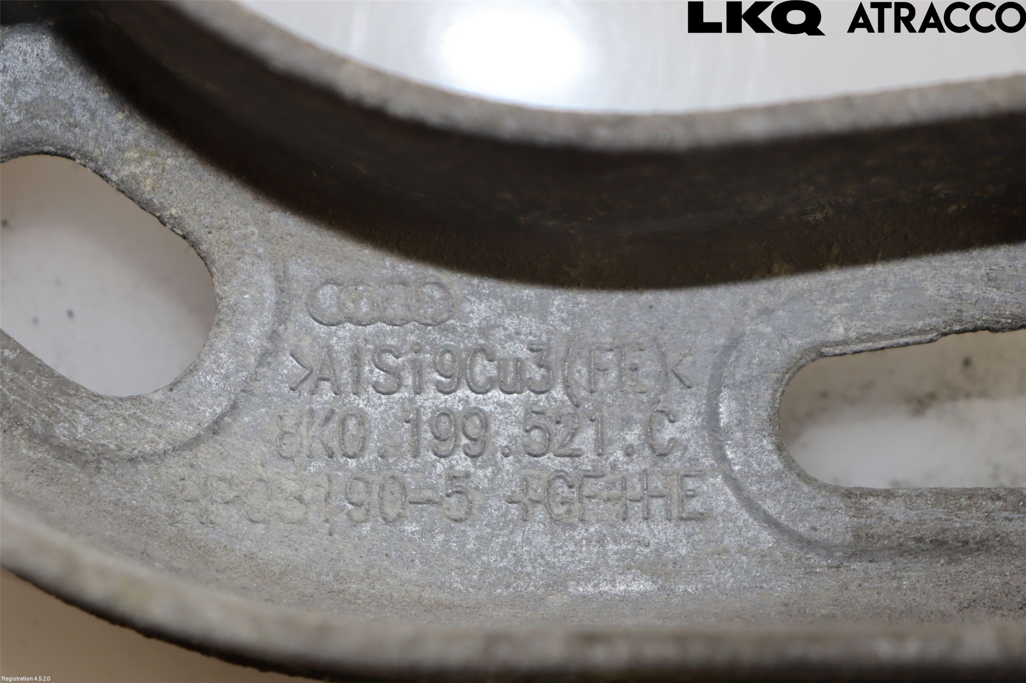 Audi A4 12-15 Motorbalk