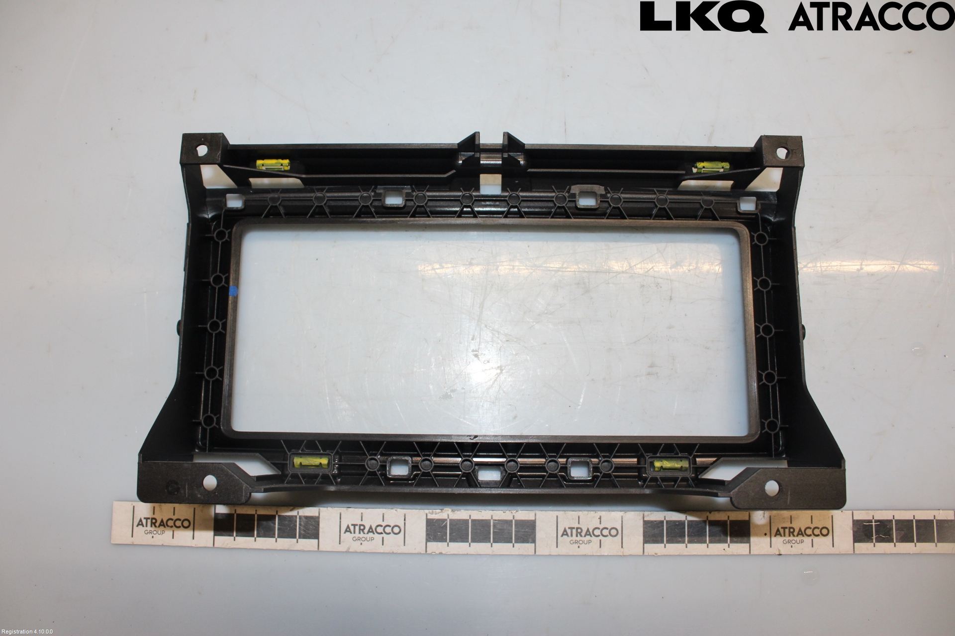 Jaguar F-PACE Instrument-Radio Sarg