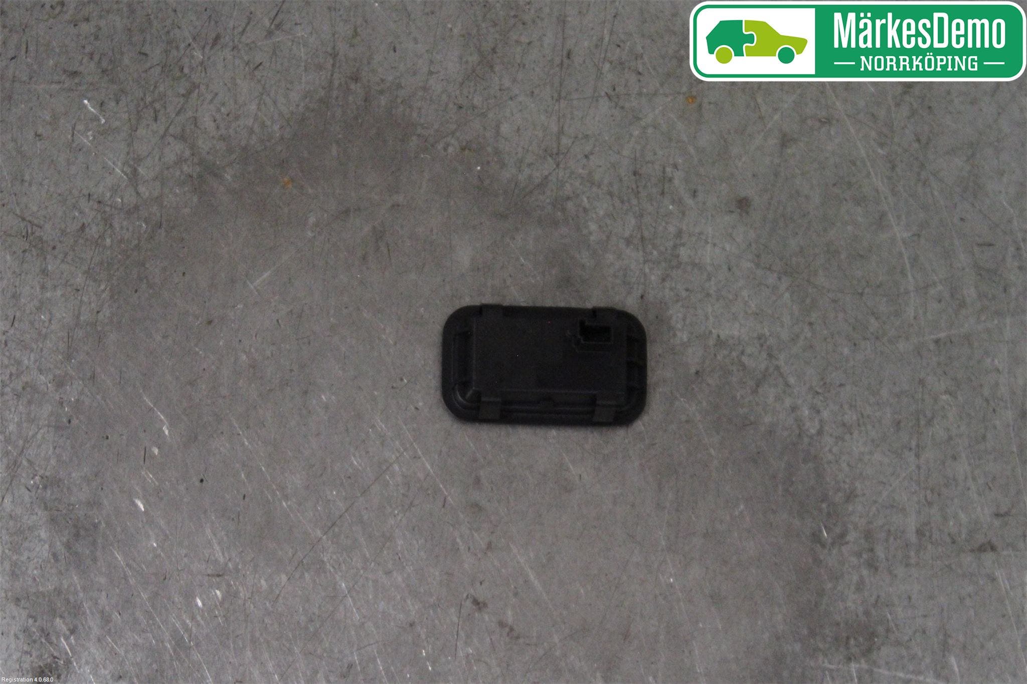 Mercedes-Benz MB B-KLASS (W247) 19- Strömställare Baklucka