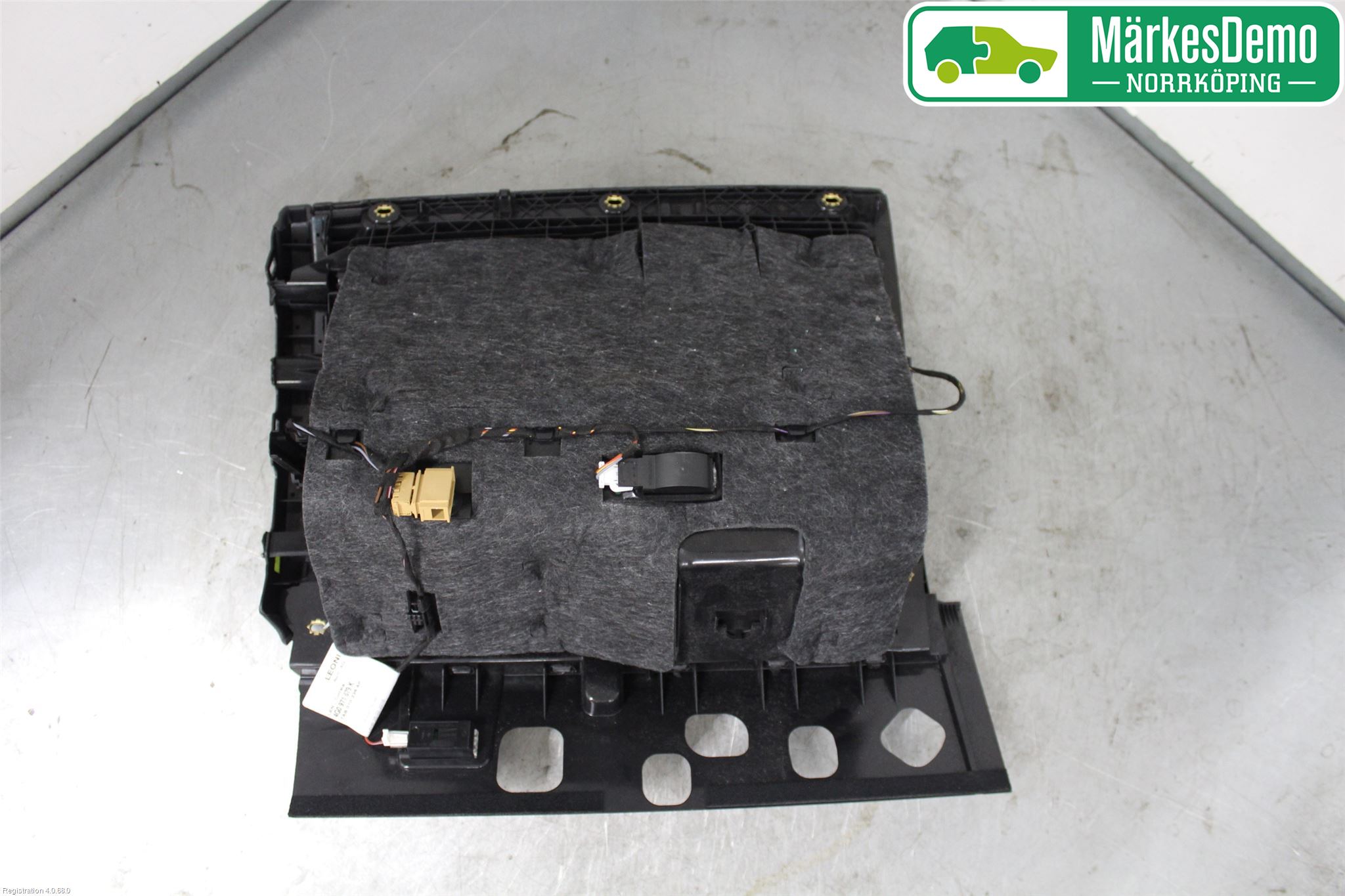 Audi A6/S6 4G 11-18 Handskfack