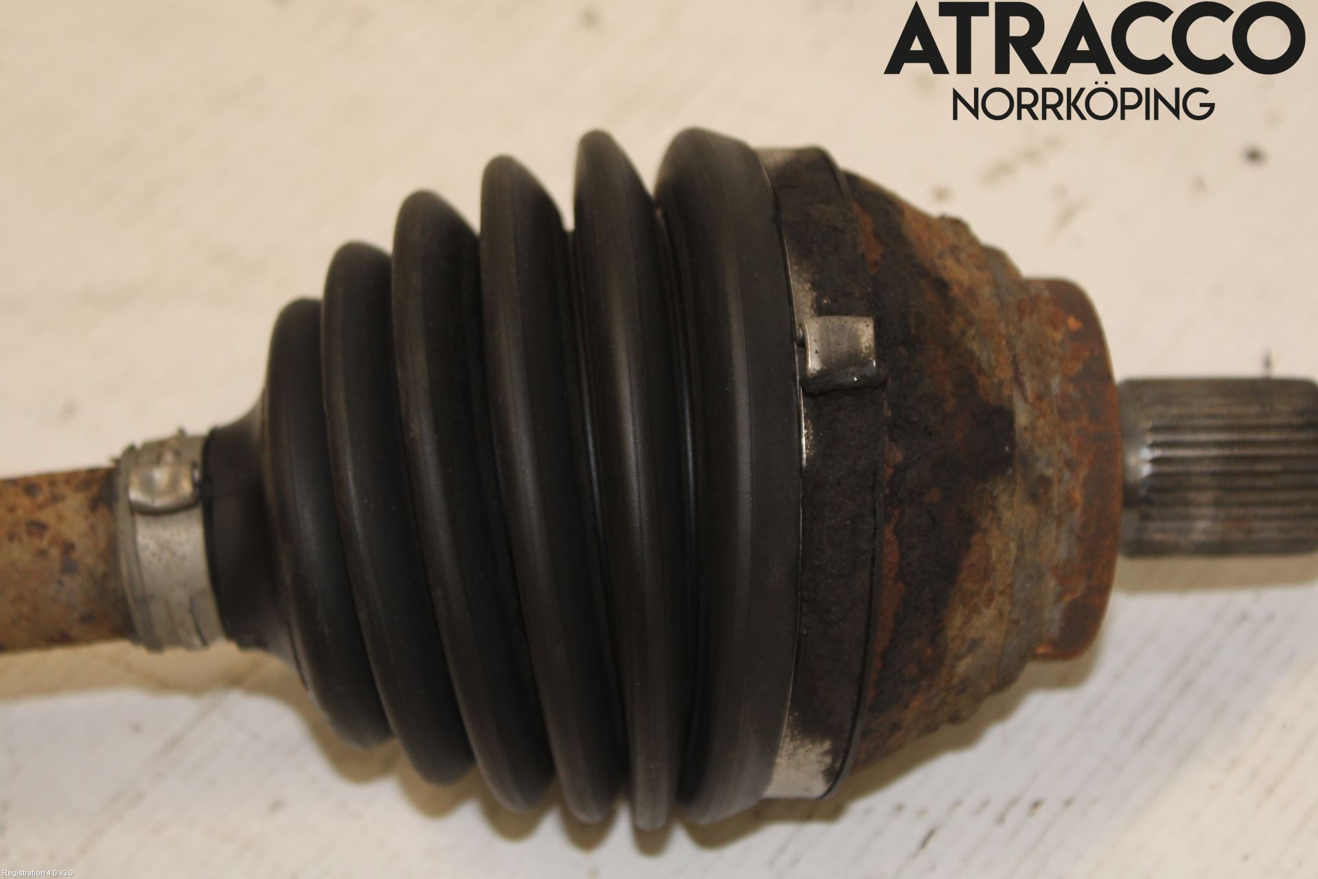 Skoda OCTAVIA (1Z) 05-13 Drivaxel Fram Vänster