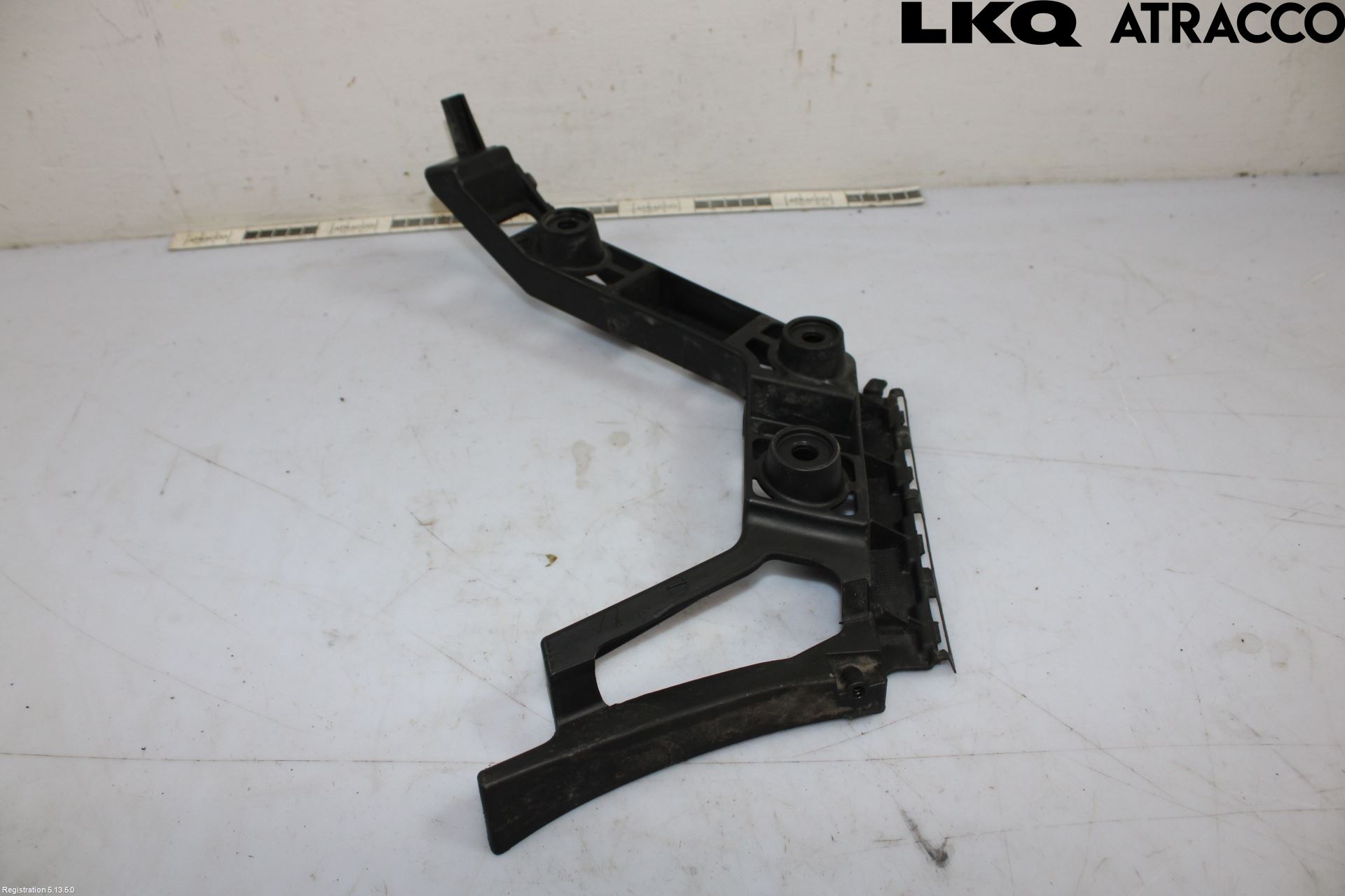 Volkswagen VW GOLF VI 09-13 Stötfångarfäste Bak Vä