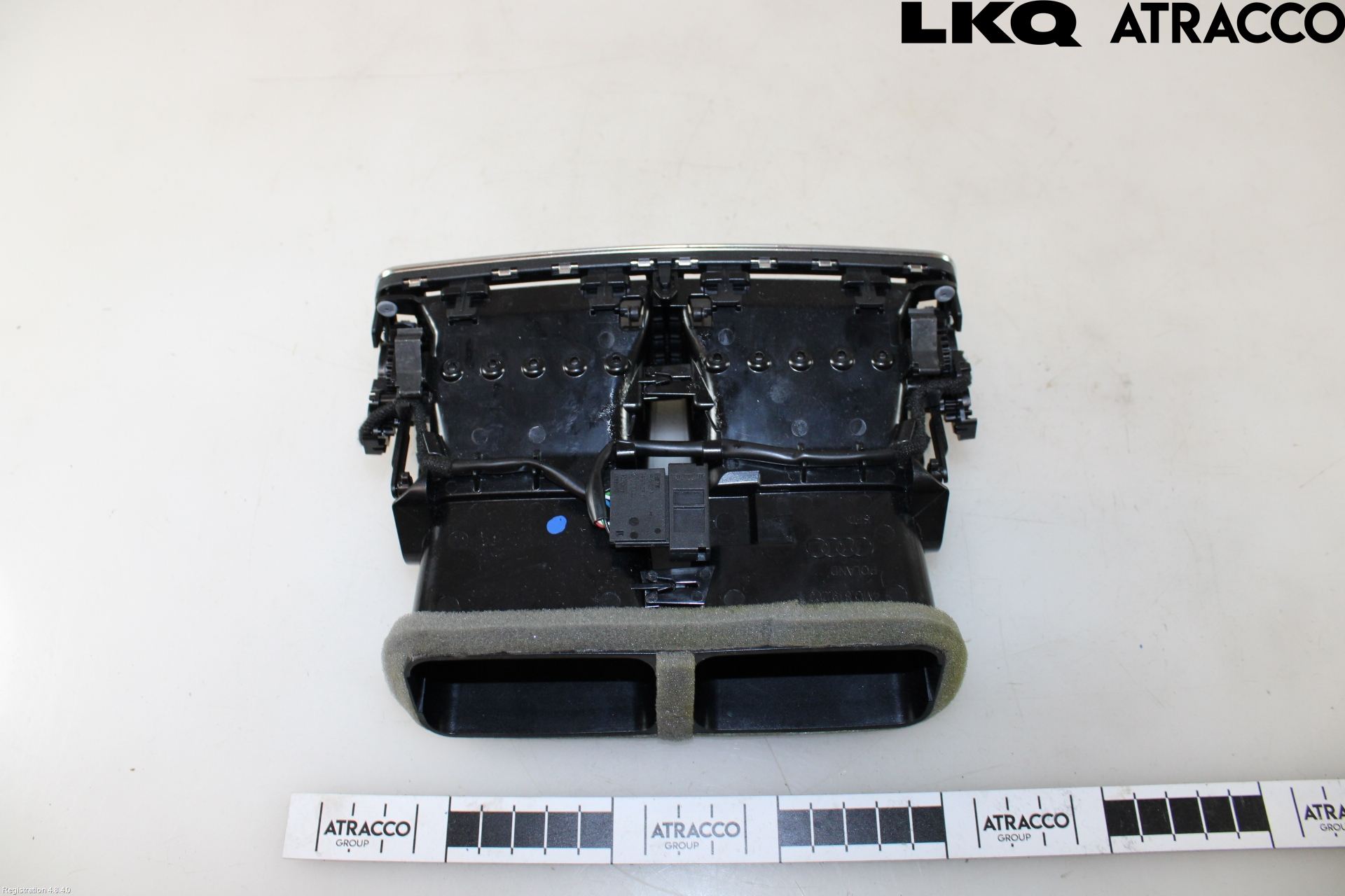 Audi Q7/SQ7 Defrosterkanal-Munstycke