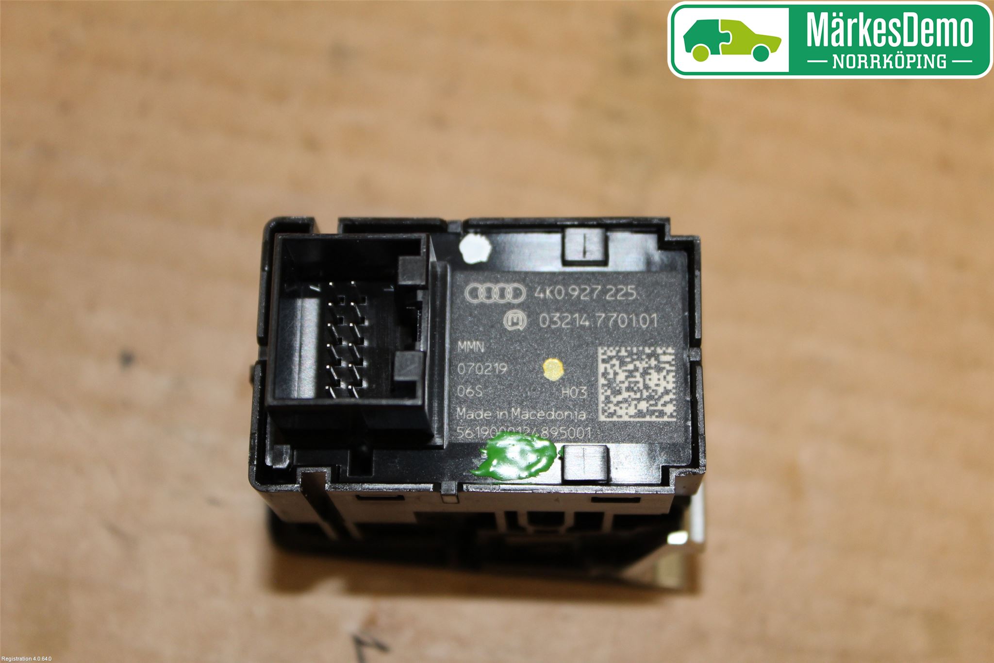 Audi A6 F2/C8 19- Strömställare Parkeringsbroms