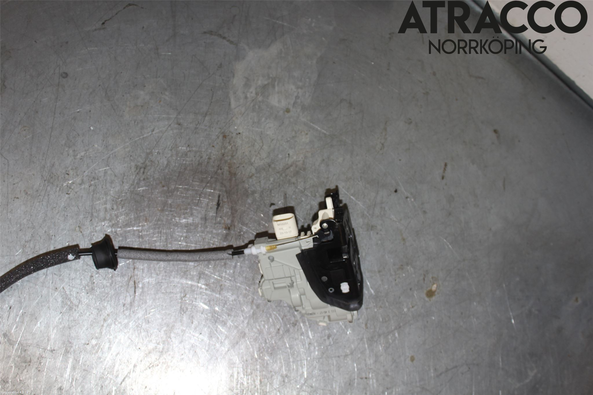 Audi A4/S4 B9 16-19 Låskista-Dörrlås