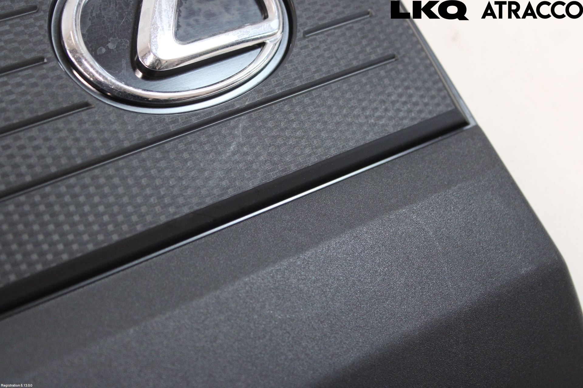 Lexus UX/300e 19- Motorkåpa