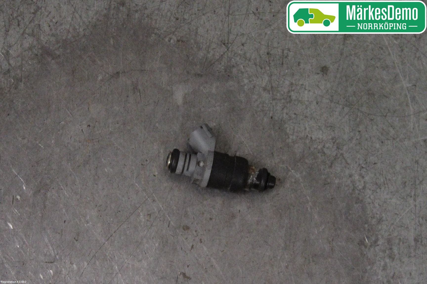 Volkswagen VW GOLF V 04-09 Injspridare