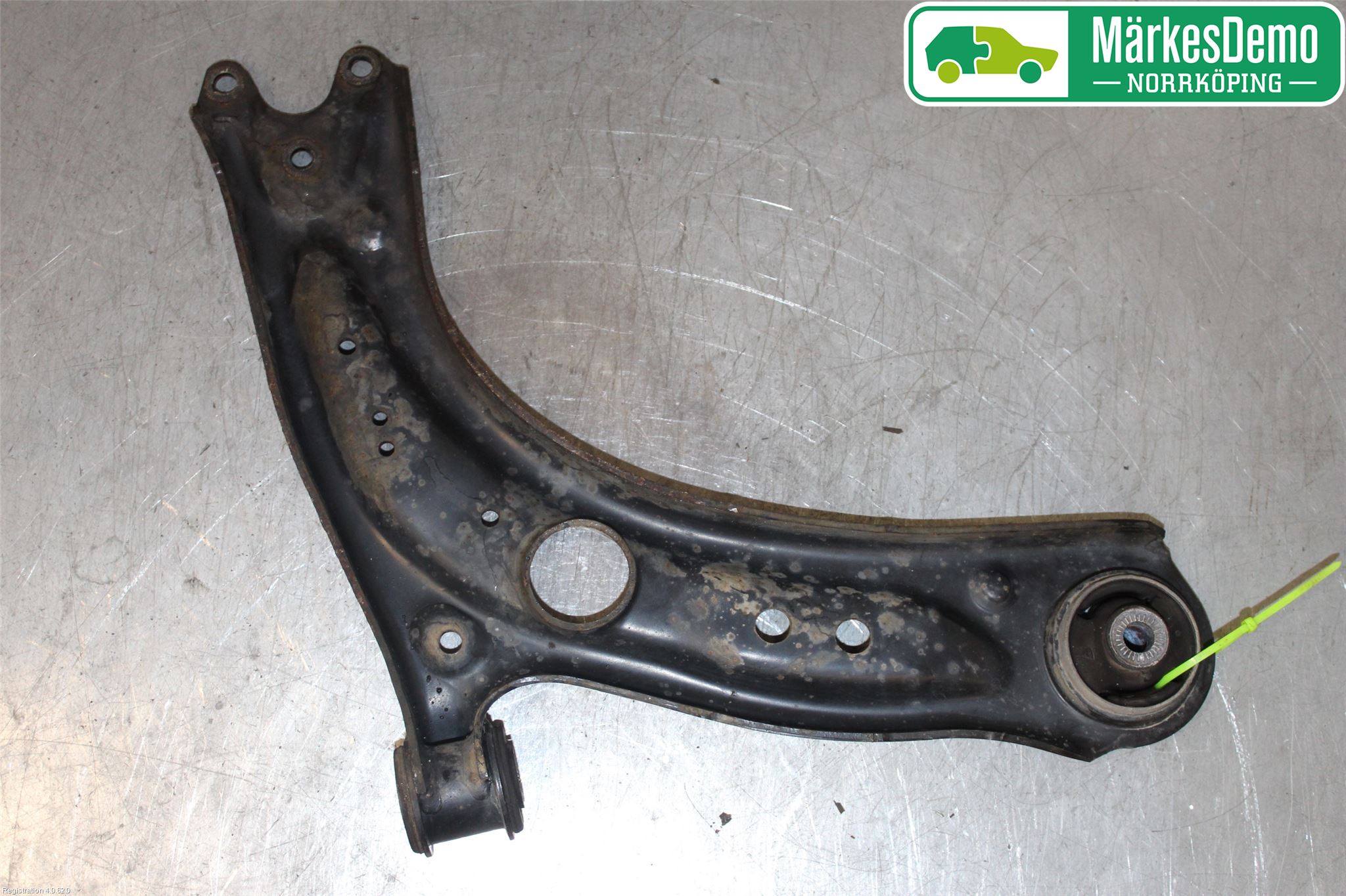 Volkswagen VW GOLF / E-GOLF VII 13-20 Bärarm Fram Undre Hö