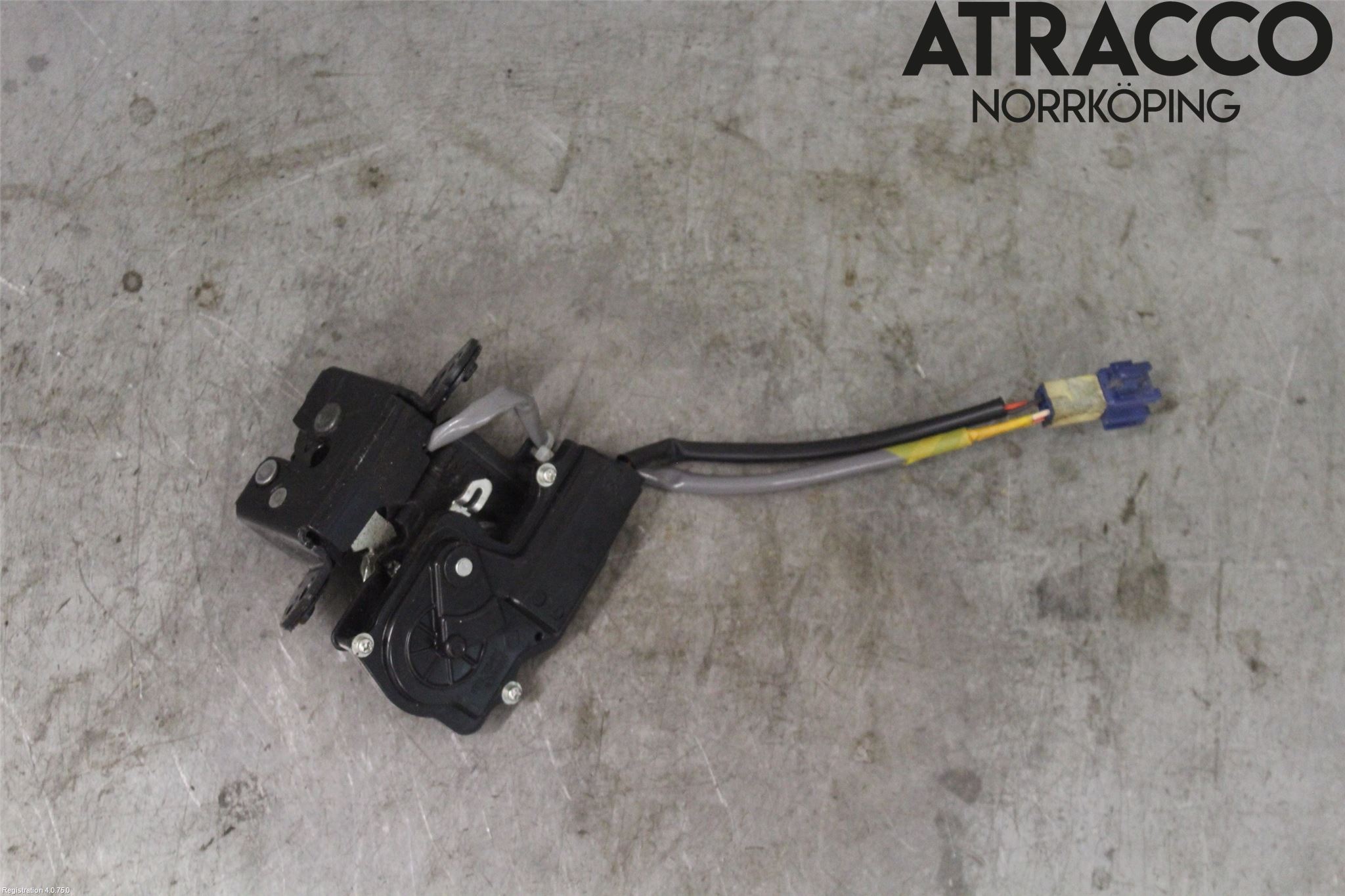 Toyota COROLLA VERSO 04-07 Låskista Baklucka