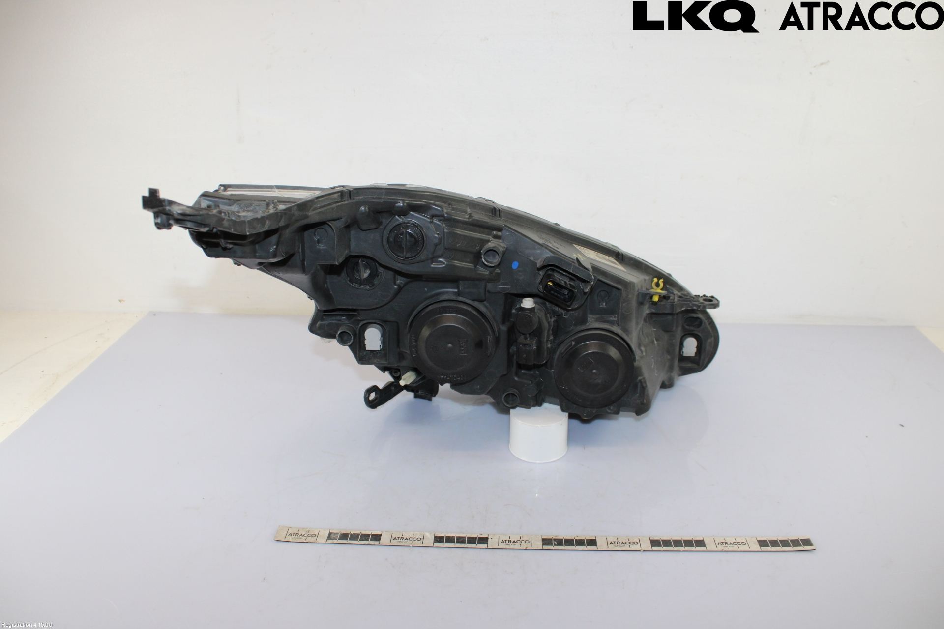 Peugeot 208 12-15 Strålkastare Vänster