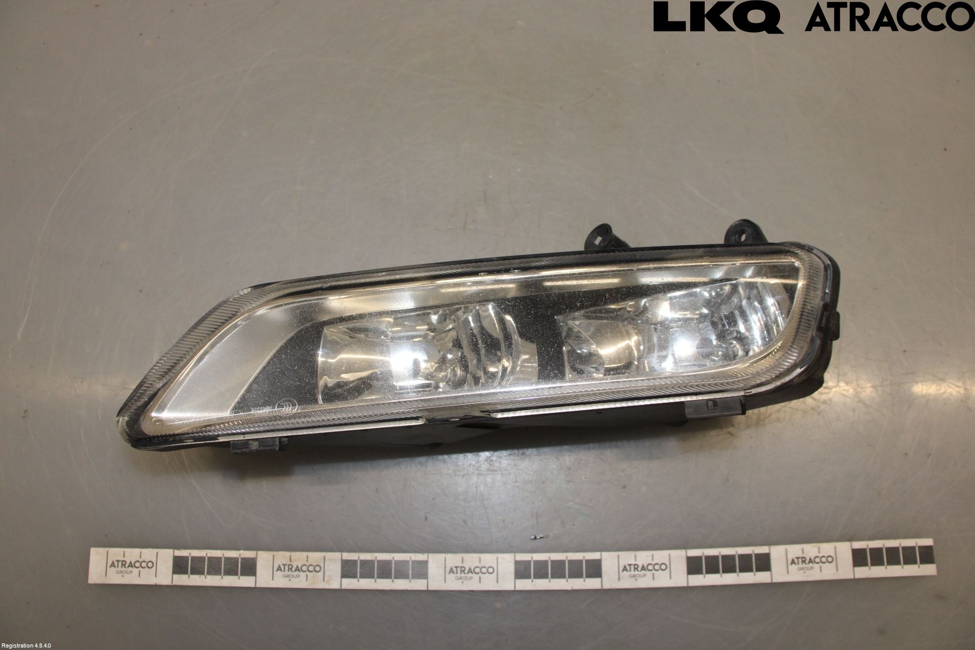 Volkswagen VW PASSAT 11-14 Dimljus-Varselljus Fram