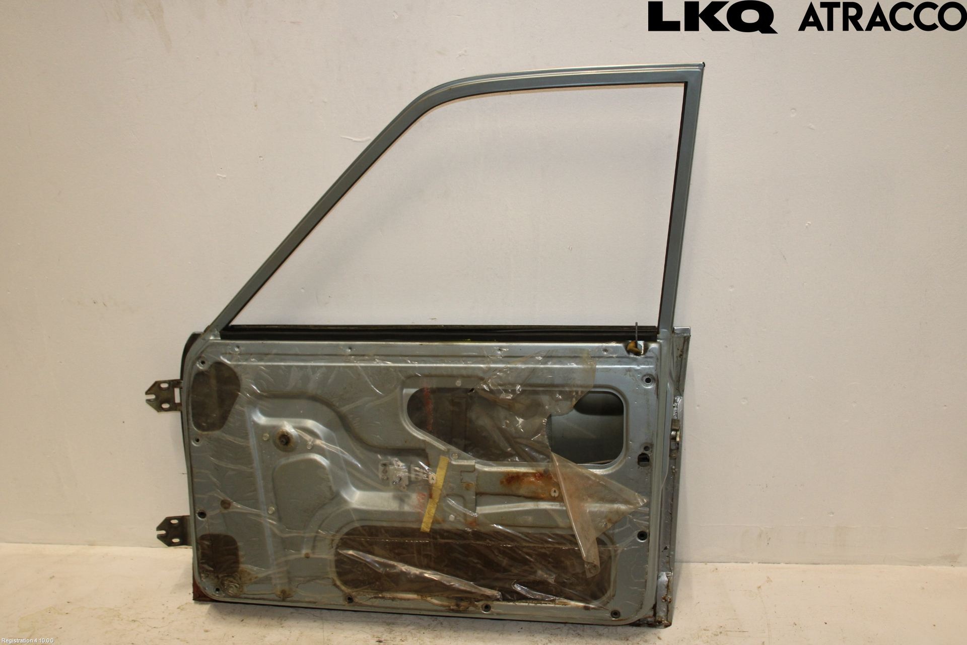 Volkswagen VW K70 Dörr Fram Höger