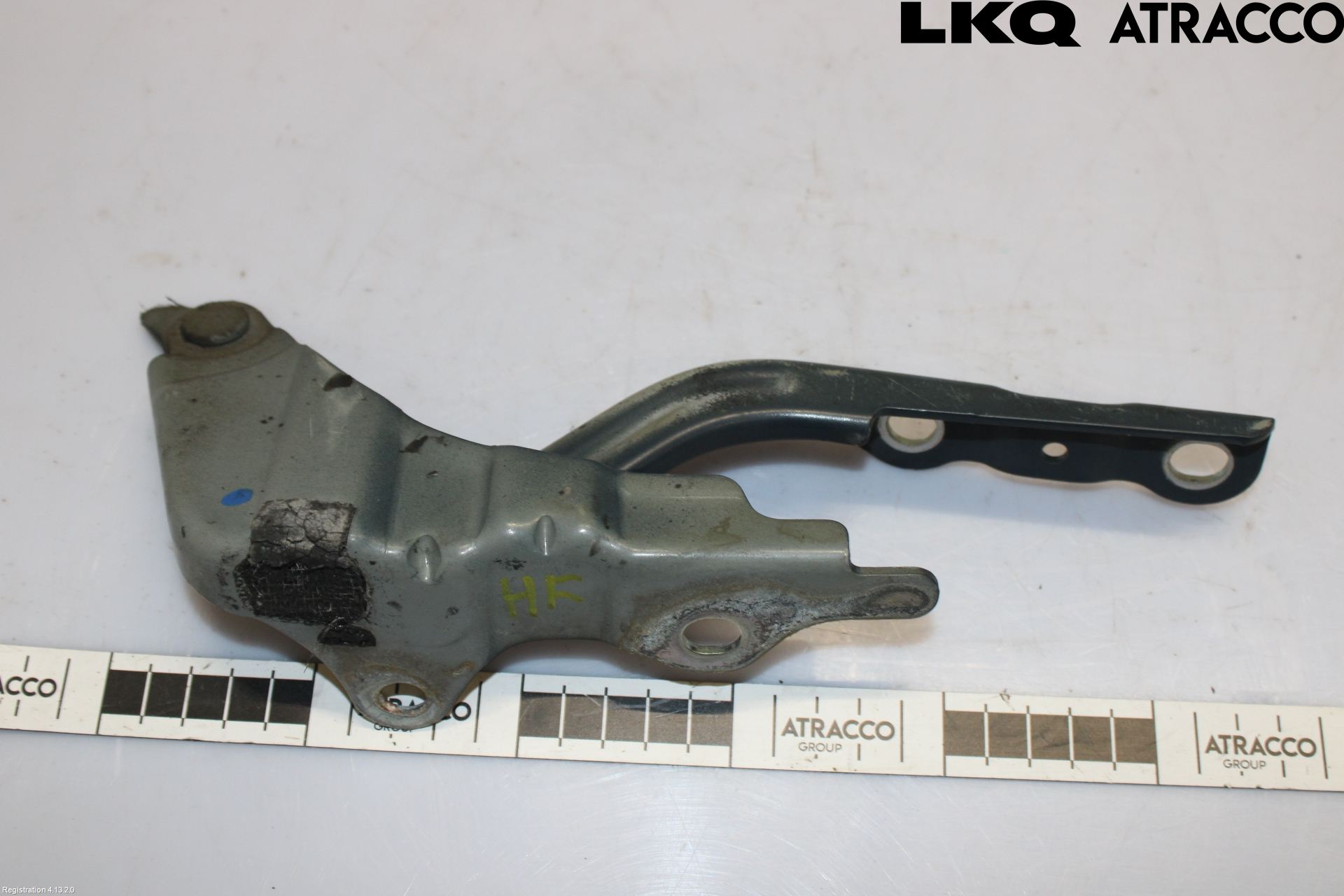 Kia CEED 12-18 Huvgångjärn
