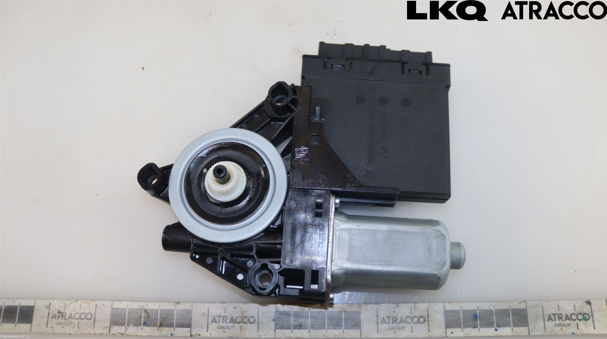 Volvo V90 17->> Fönsterhissmotor