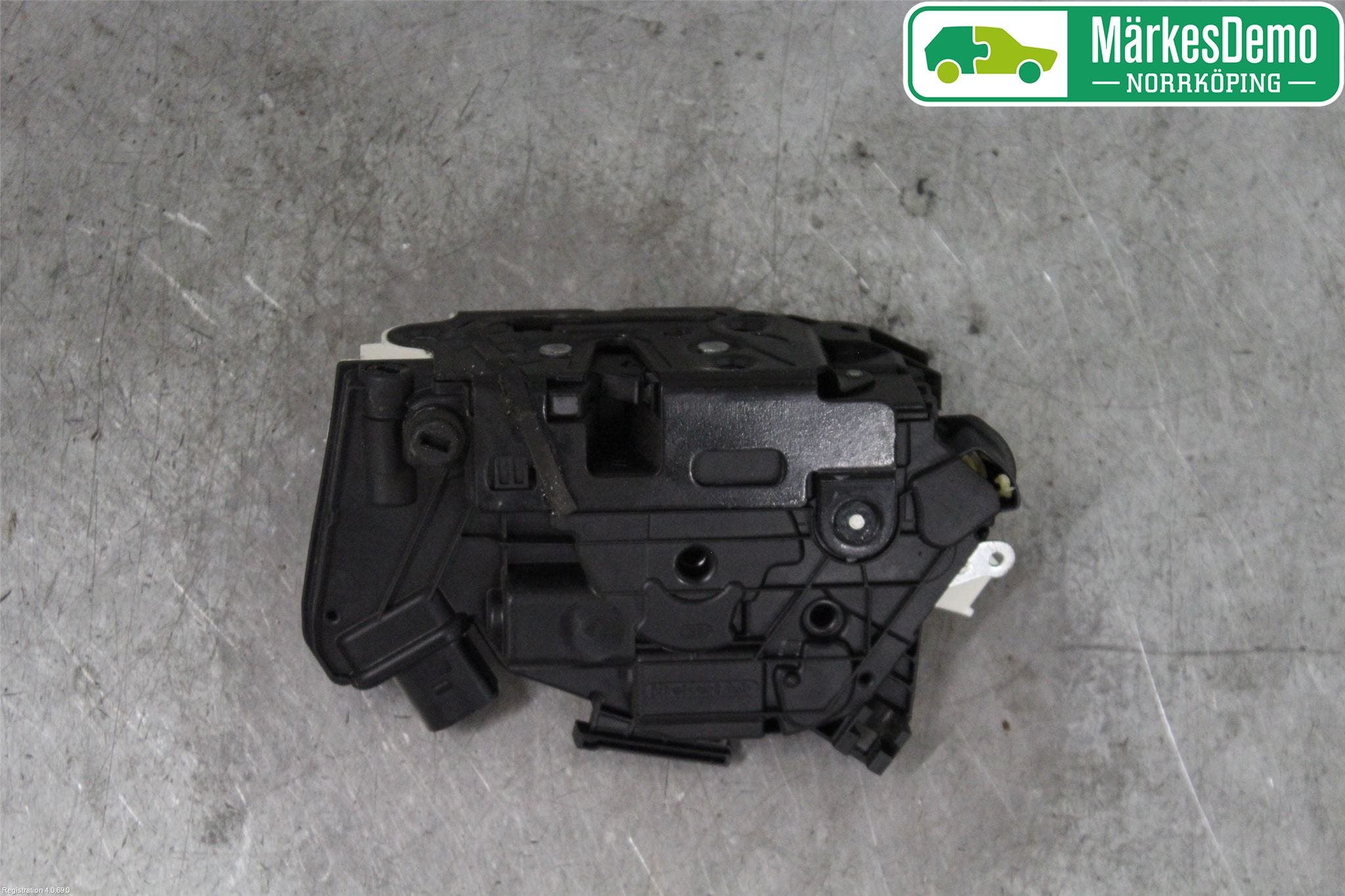 Skoda FABIA 07-14 Låskista-Dörrlås