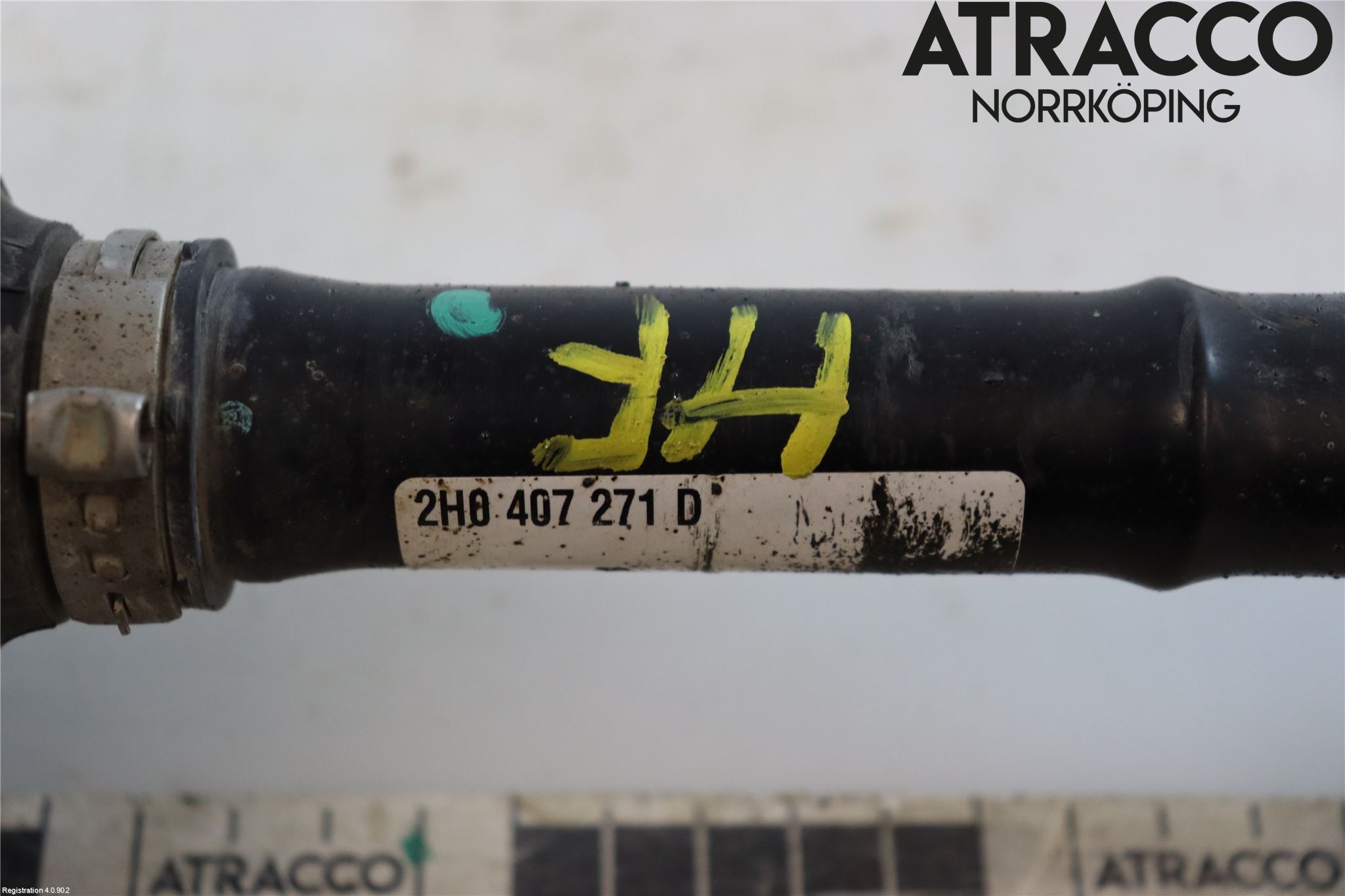 Volkswagen VW AMAROK 2H 10-22 Drivaxel Fram Höger