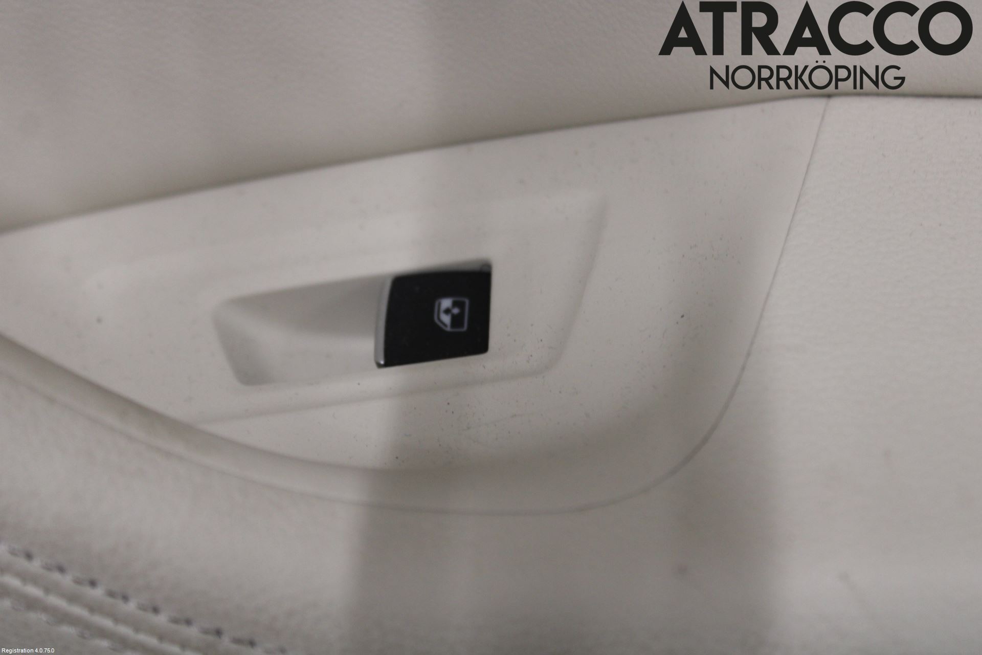 Volkswagen VW PASSAT 15-19 Dörrklädsel Hö