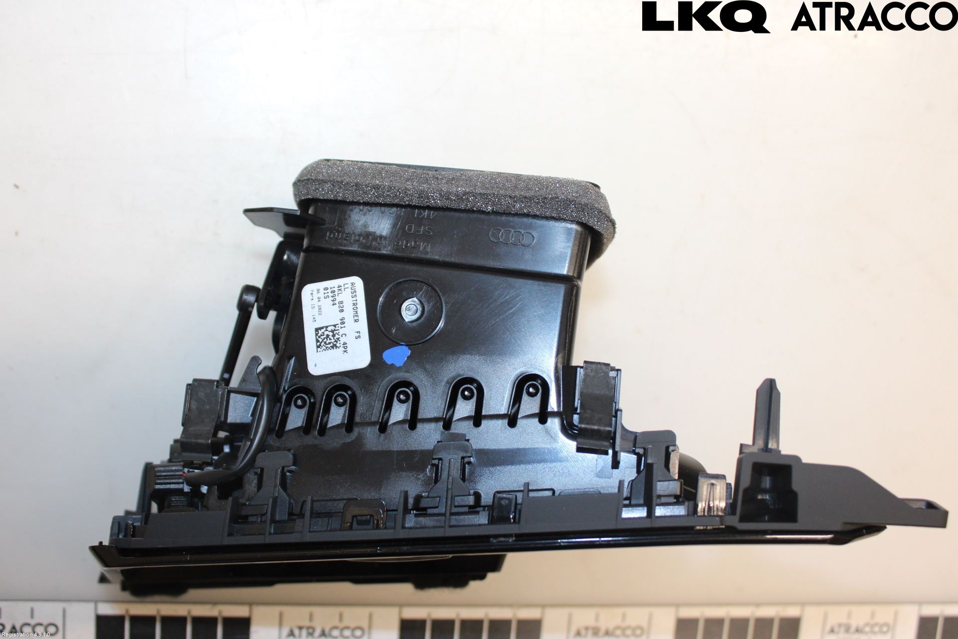 Audi E-TRON, S GE 19- Defrosterkanal-Munstycke