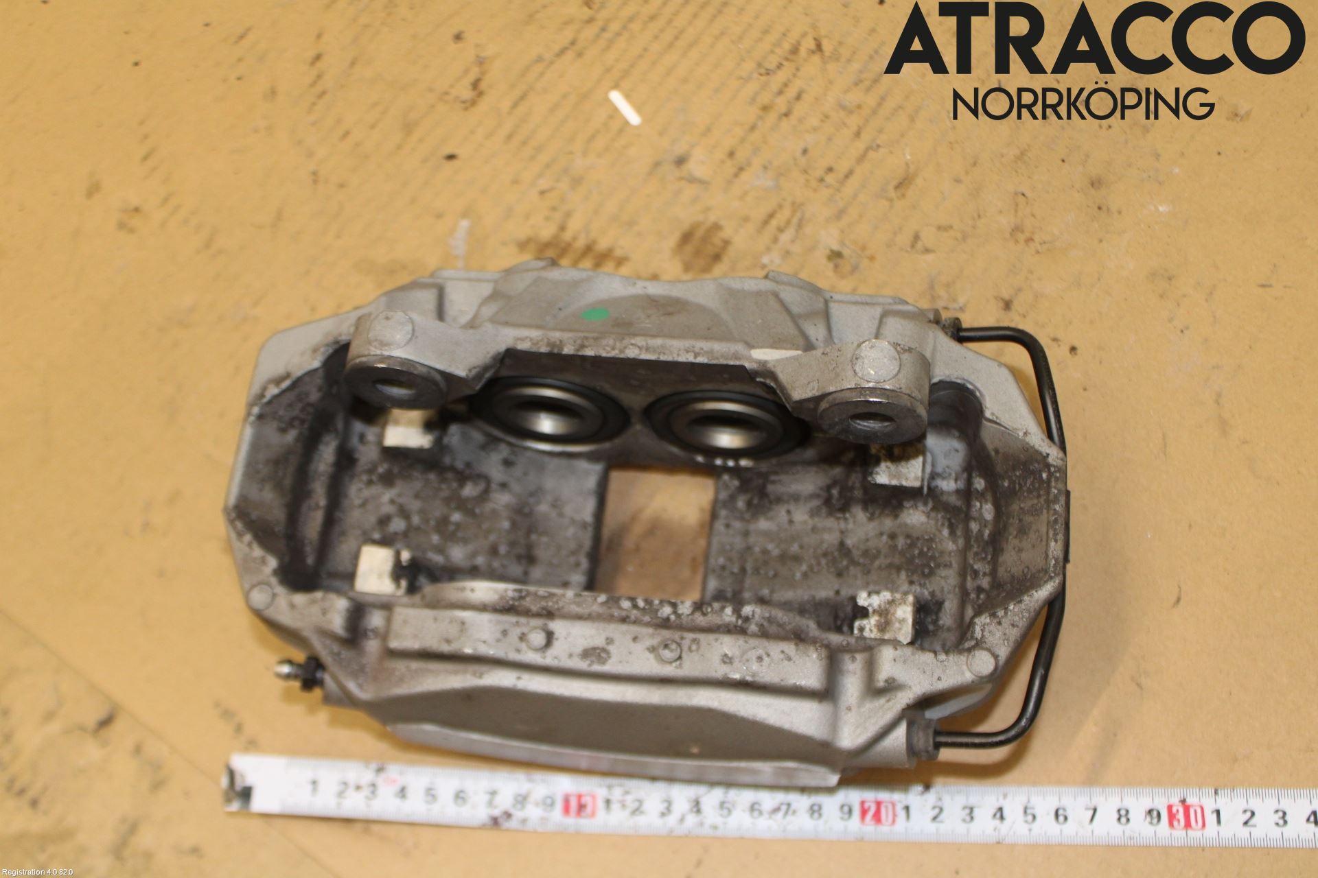 Audi A6 F2/C8 19- Bromsok Fram Höger