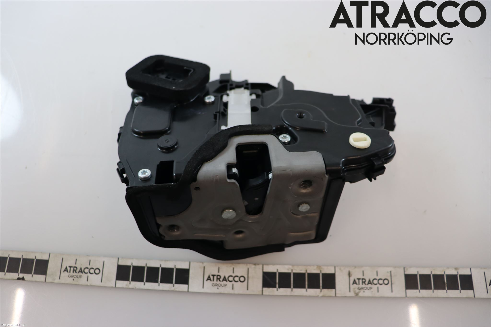 Skoda KAMIQ 20- Låskista-Dörrlås