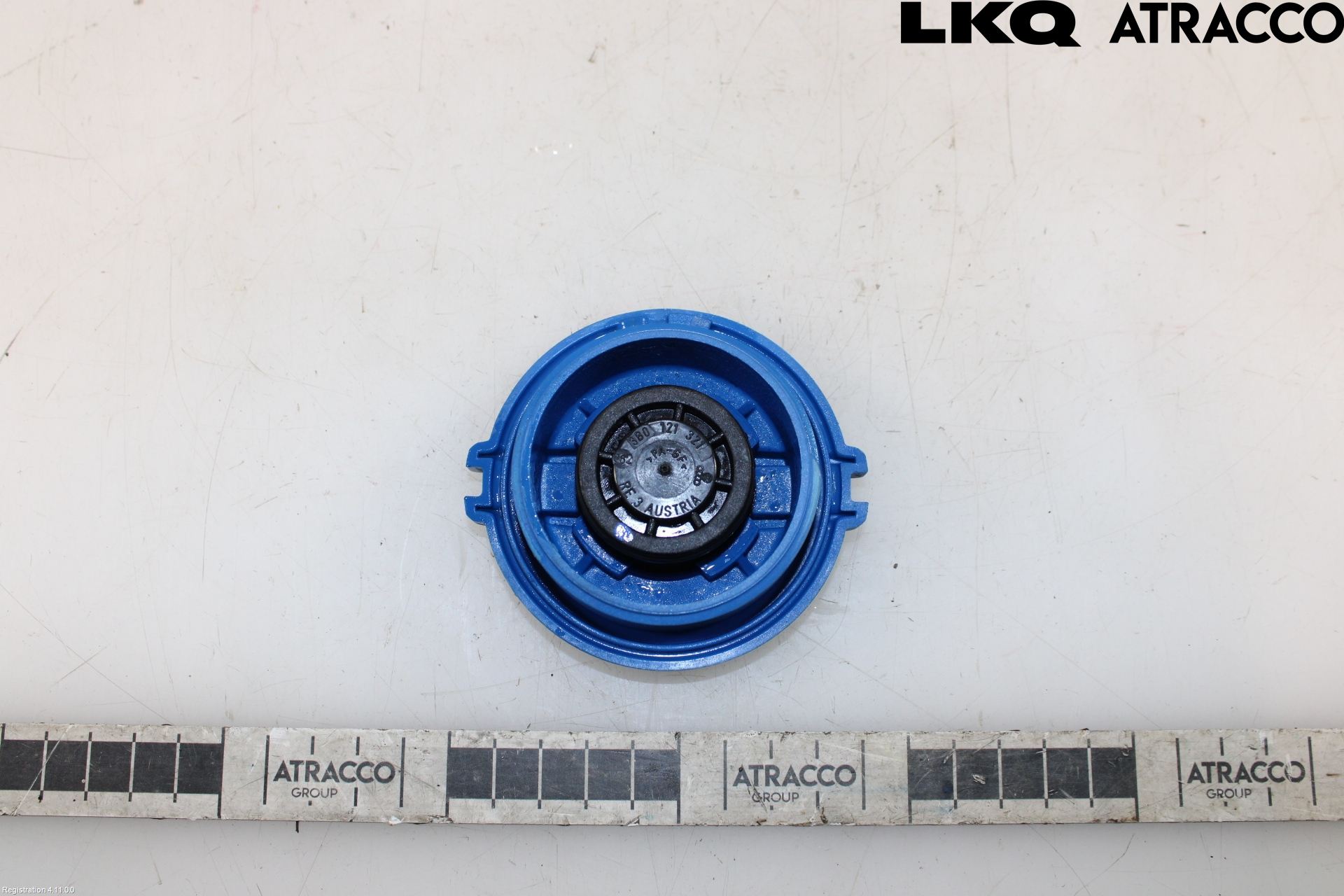 Skoda SUPERB 09-15 Expansionstank Lock