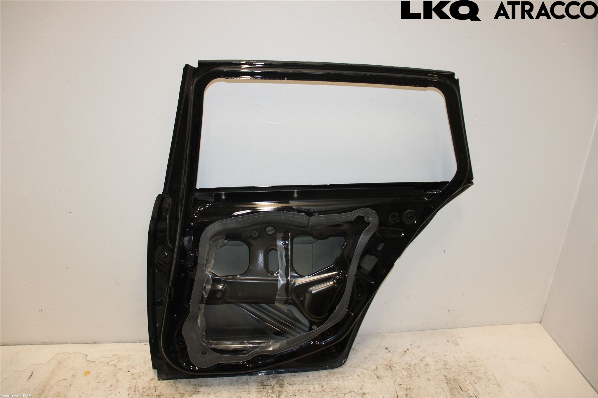 BMW 5 F10/F11/F18 09-17 Dörr Bak Höger