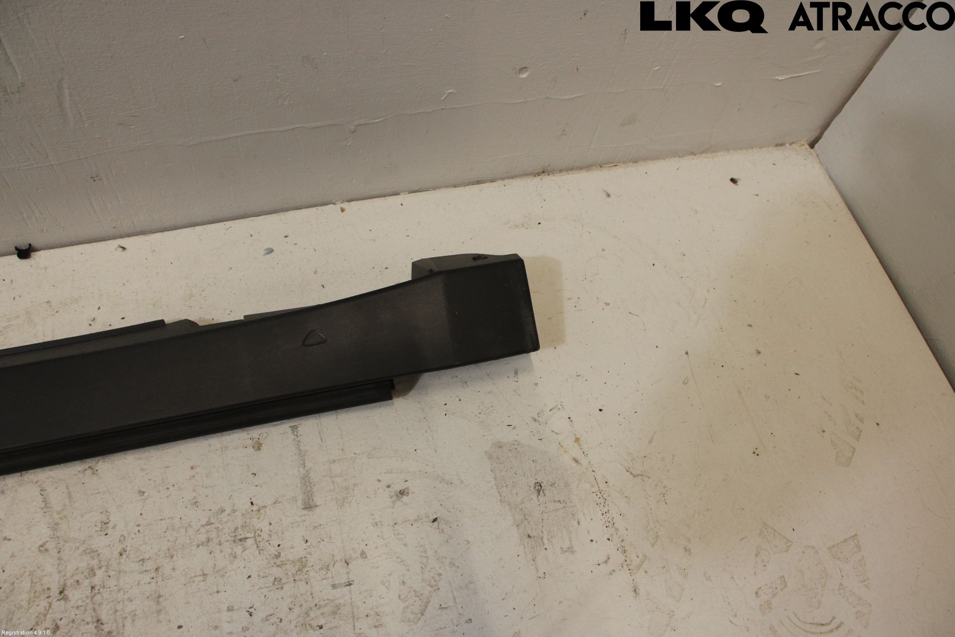 Volkswagen VW T-CROSS 19- Sidokjol Vä