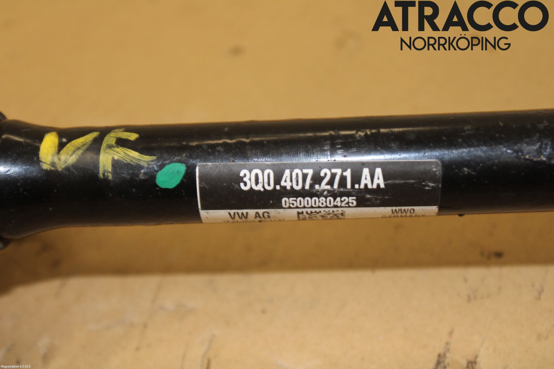 Volkswagen VW PASSAT 20-24 Drivaxel Fram Vänster